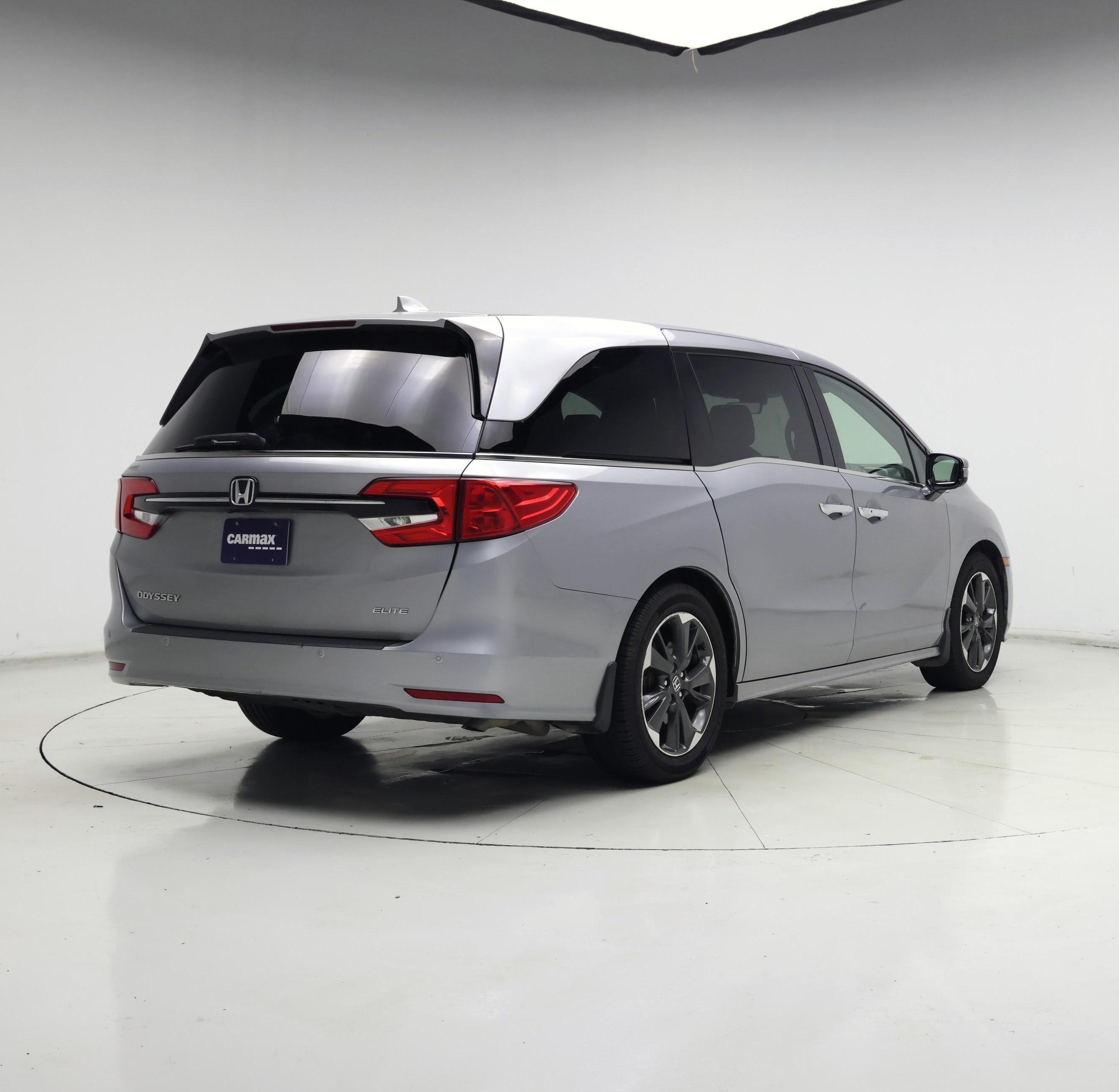 Thumbnail: 2023 Honda Odyssey - 8