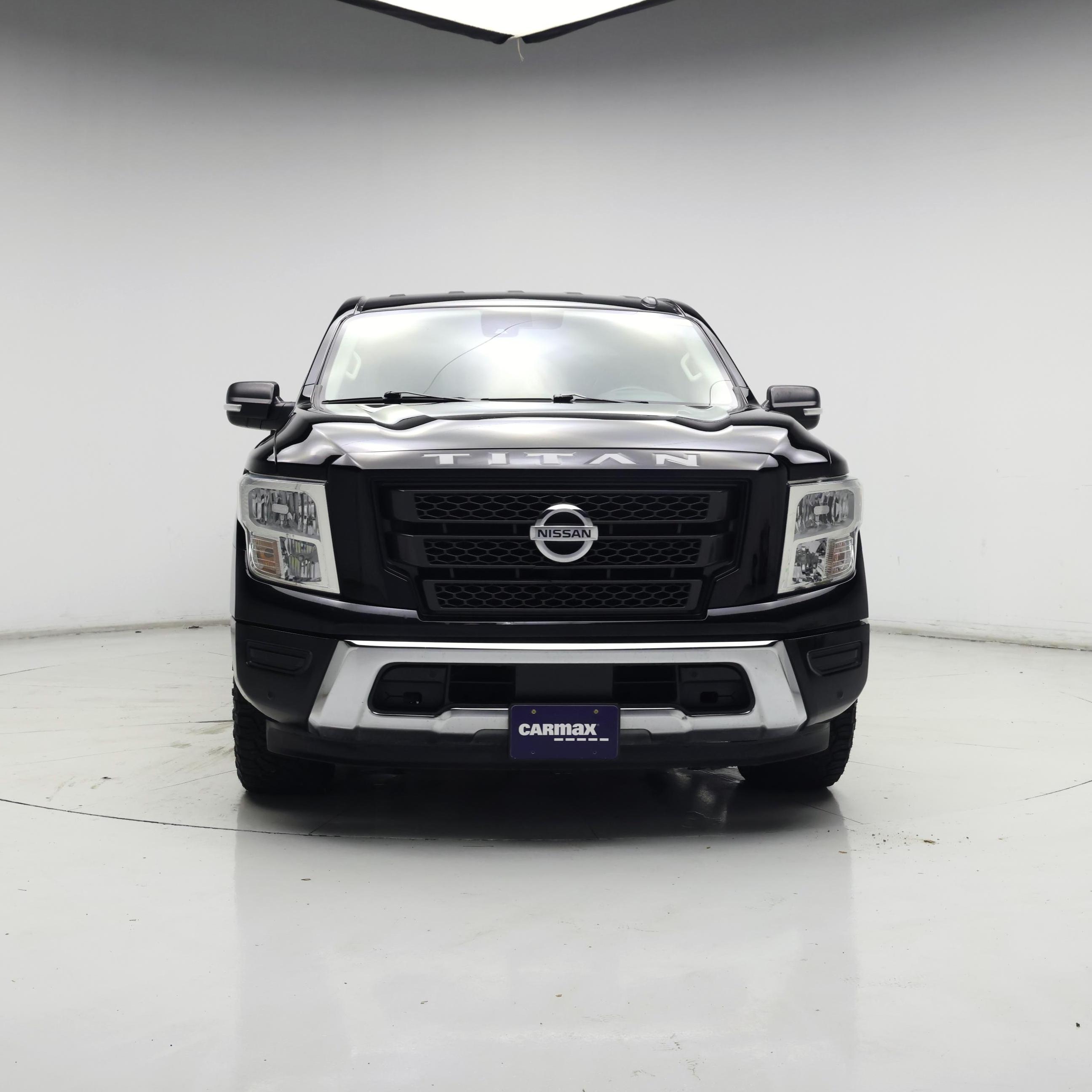 Thumbnail: 2020 Nissan Titan - 5