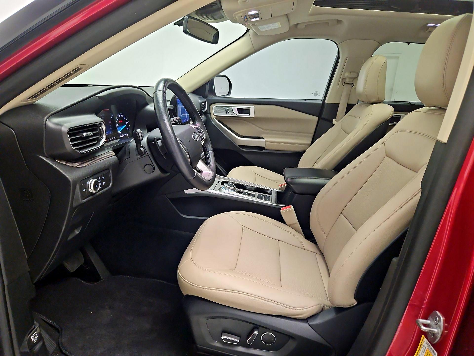 Thumbnail: 2020 Ford Explorer - 11