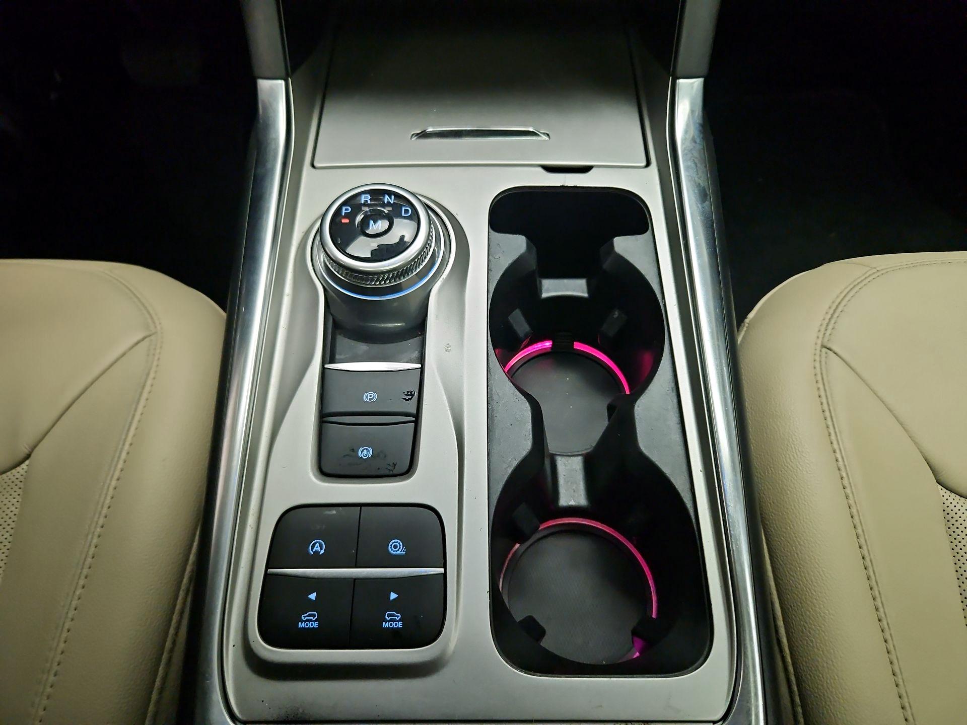 Thumbnail: 2020 Ford Explorer - 18