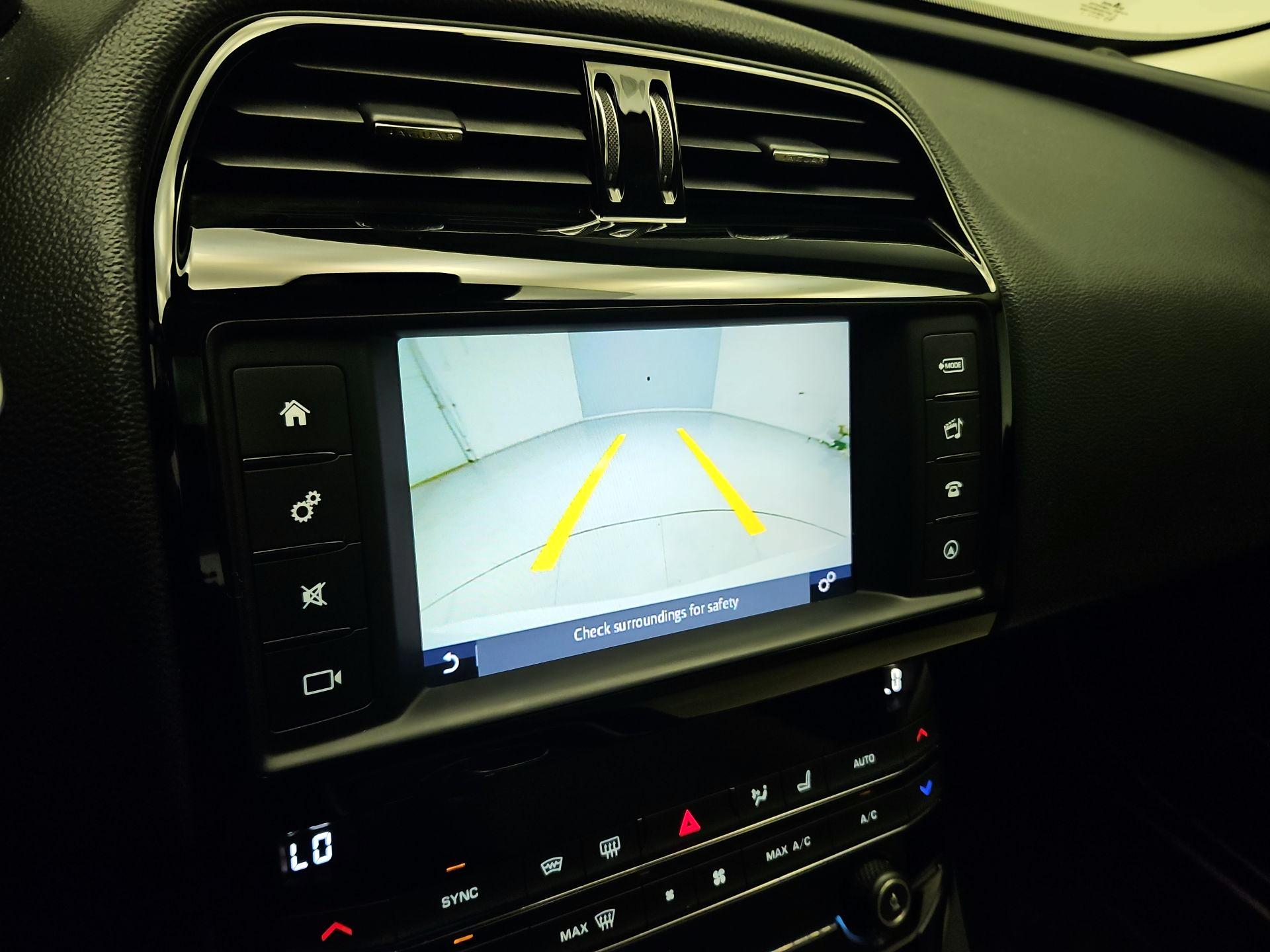 Thumbnail: 2017 Jaguar XE - 15