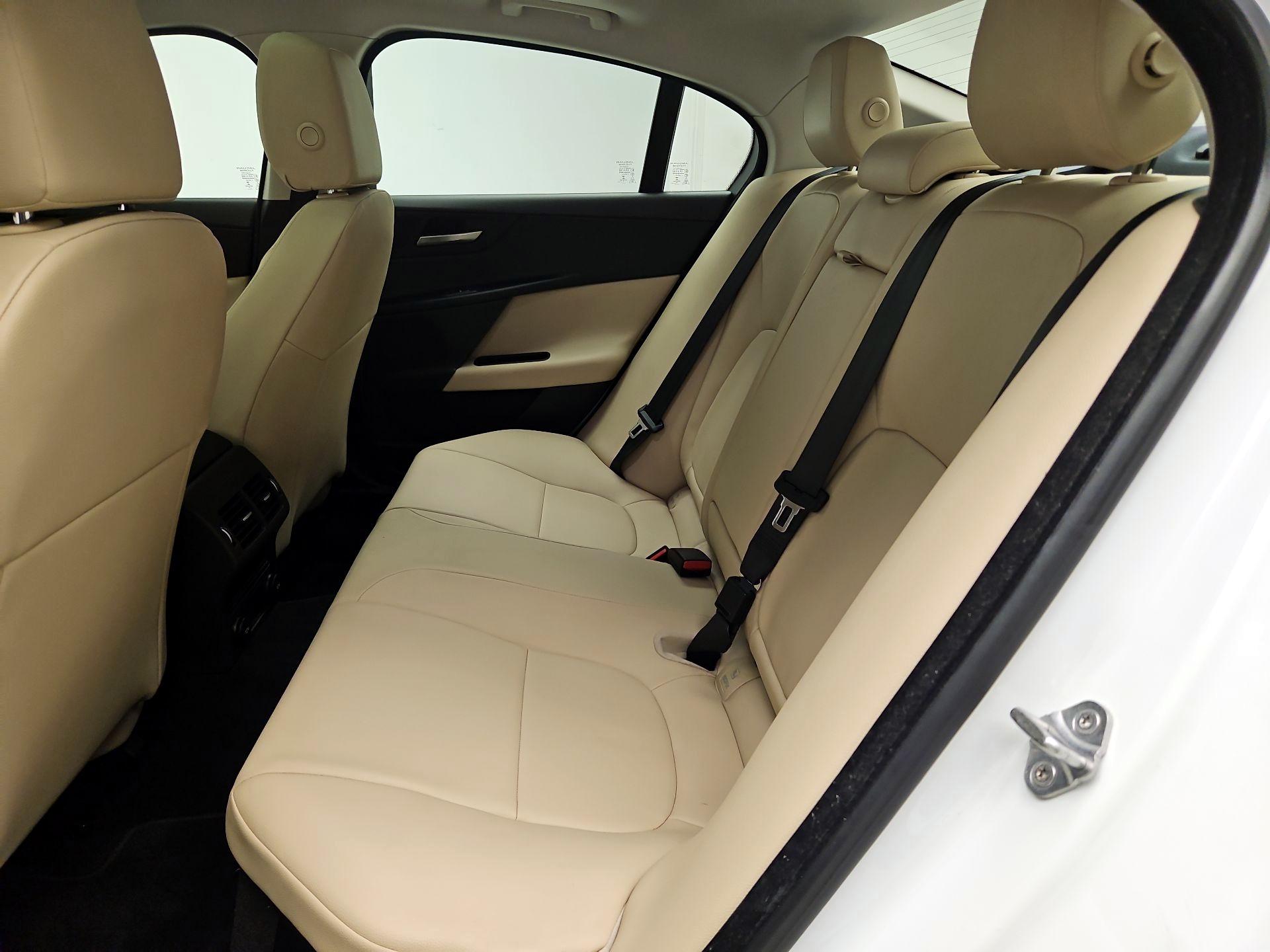 Thumbnail: 2017 Jaguar XE - 20