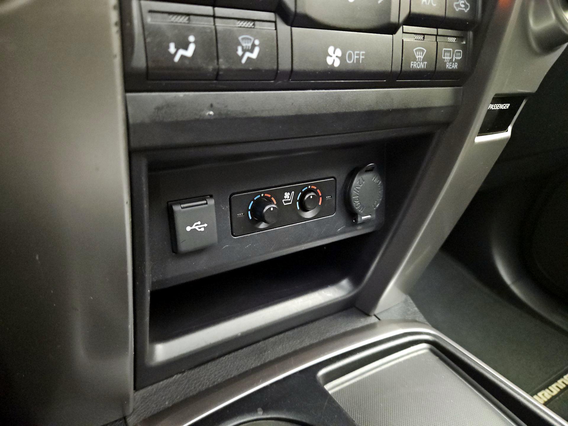 Thumbnail: 2022 Toyota 4Runner - 19