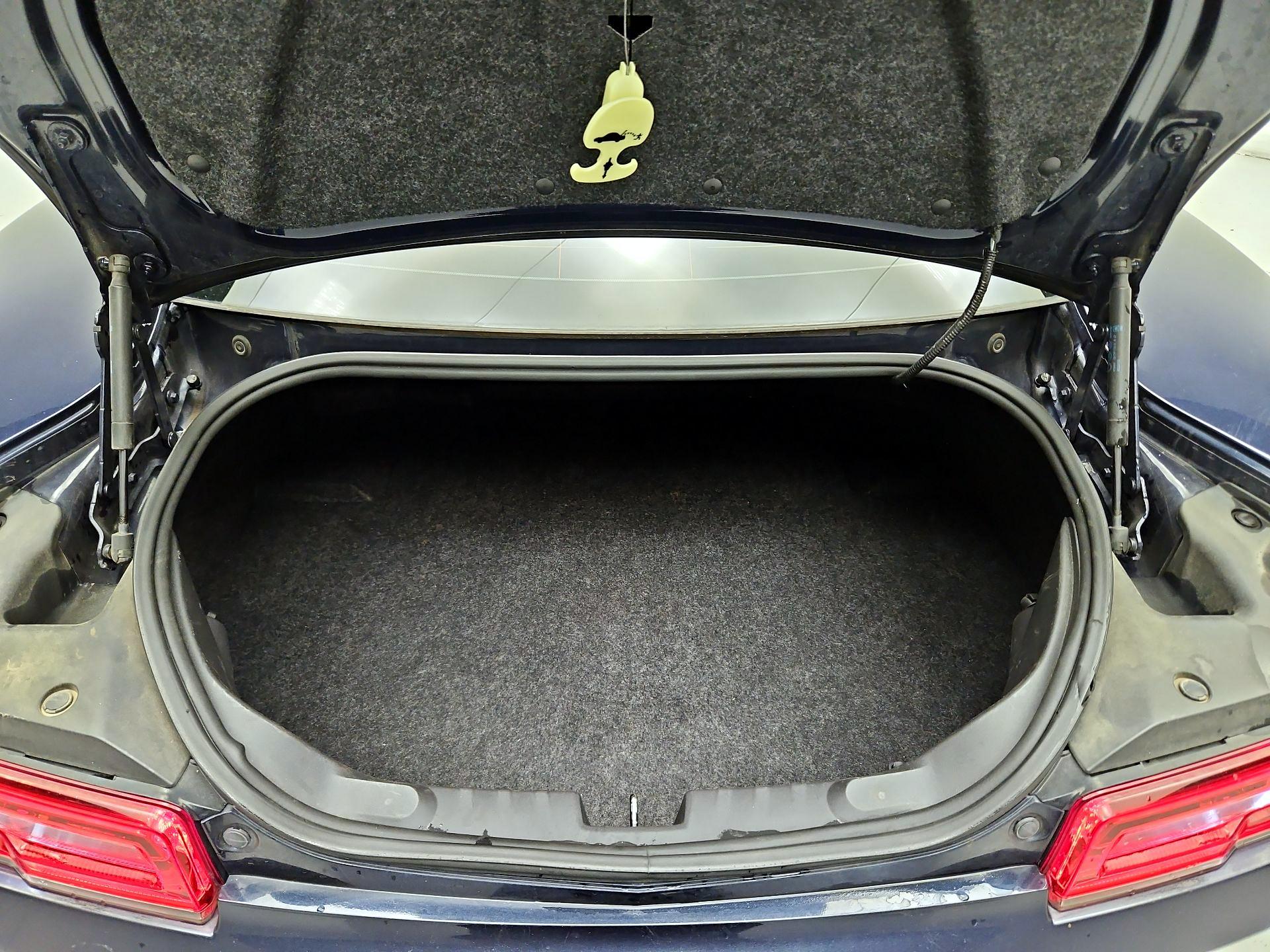 Thumbnail: 2015 Chevrolet Camaro - 17