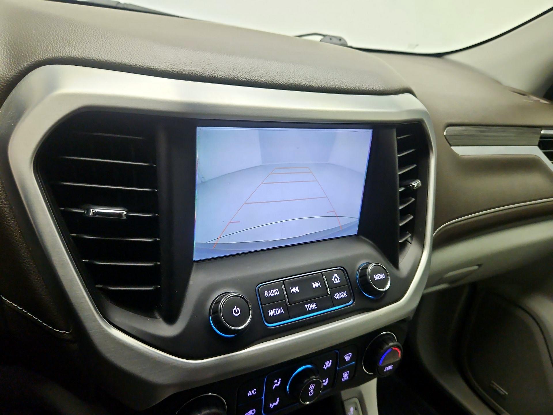 Thumbnail: 2018 GMC Acadia - 15