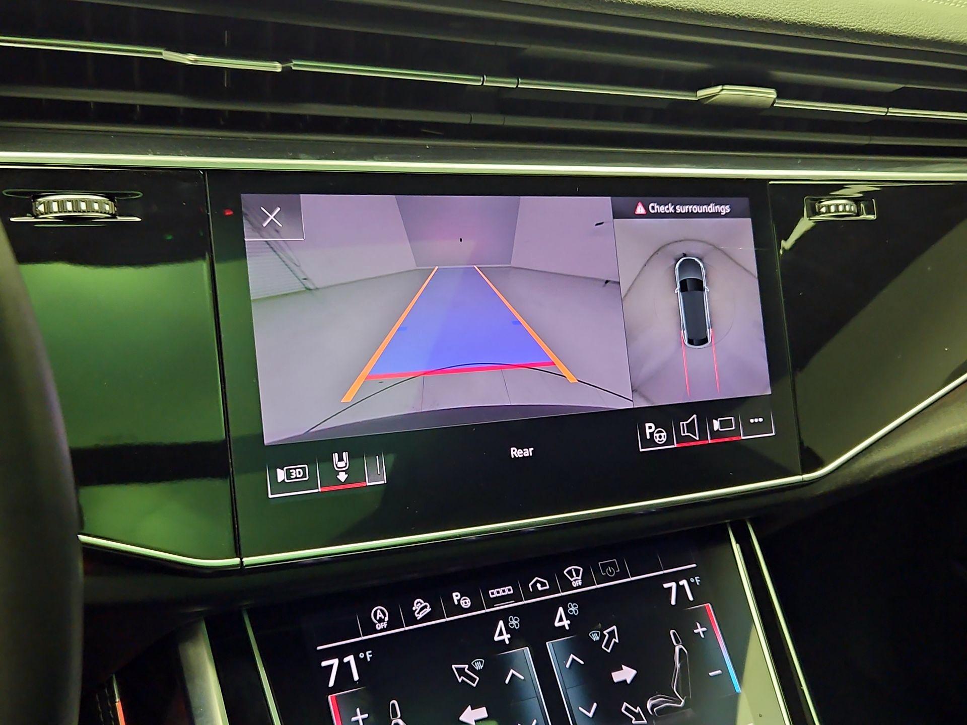 Thumbnail: 2023 Audi Q8 - 15