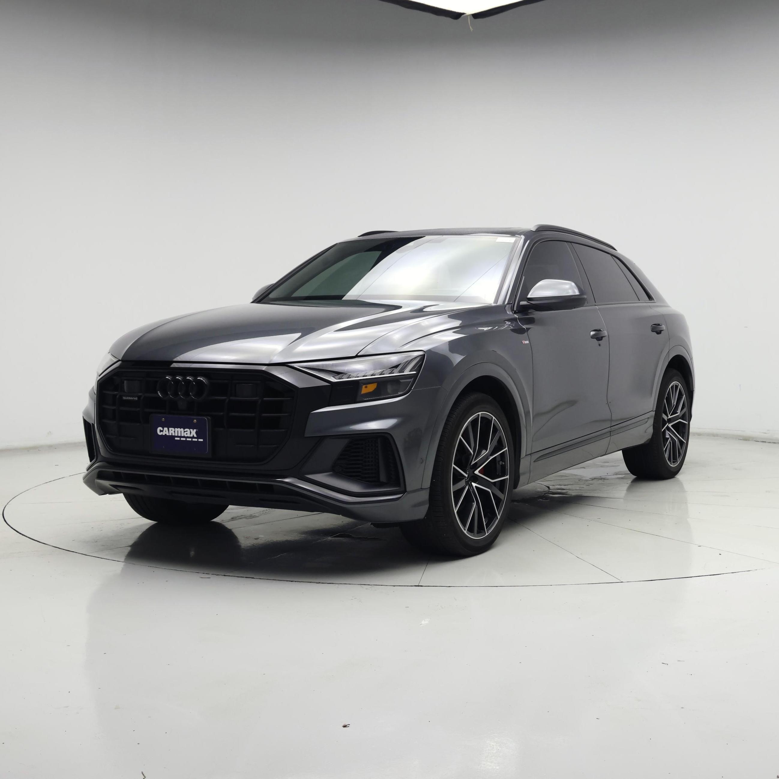 Thumbnail: 2023 Audi Q8 - 4