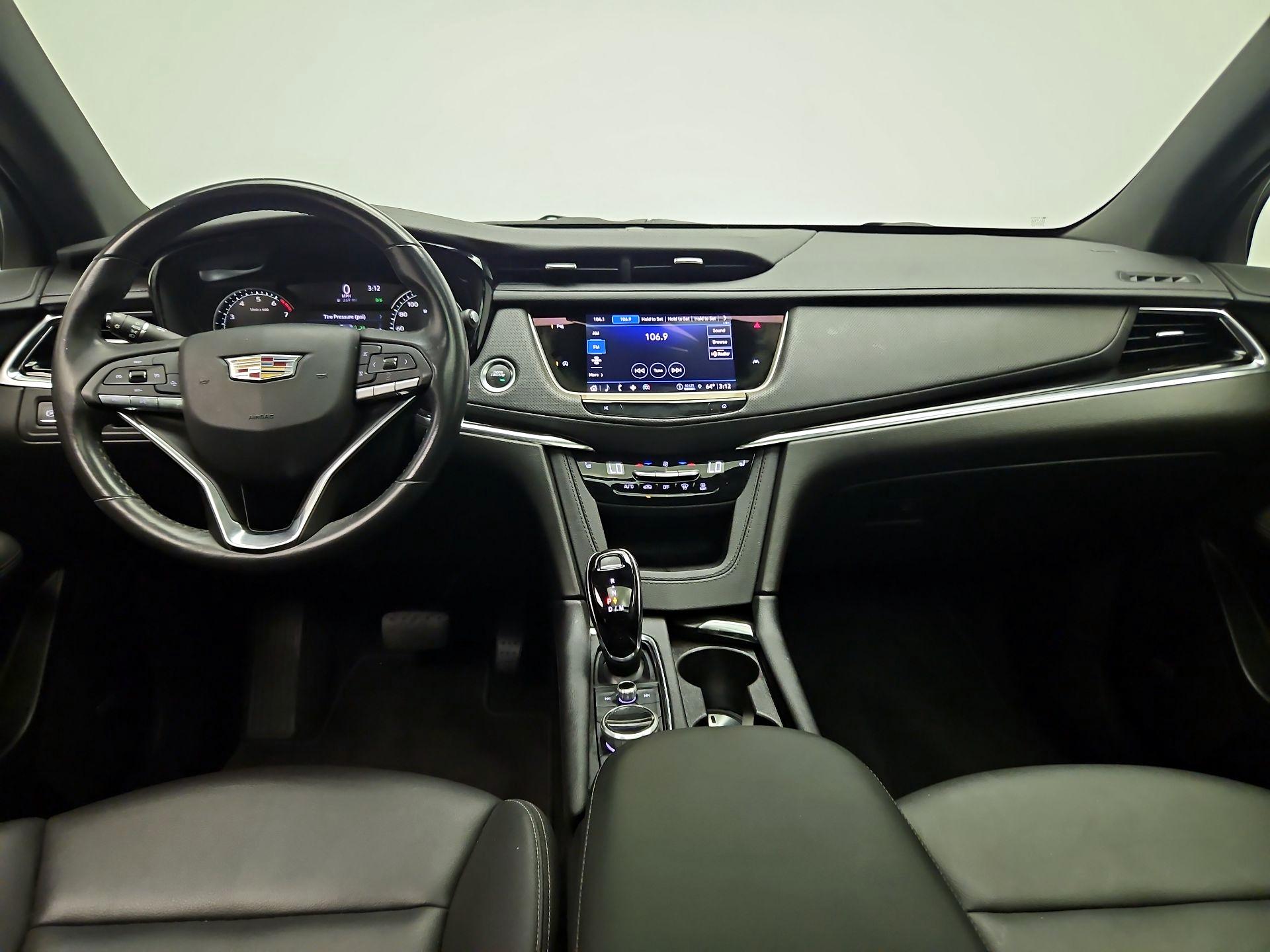 Thumbnail: 2023 Cadillac XT6 - 9