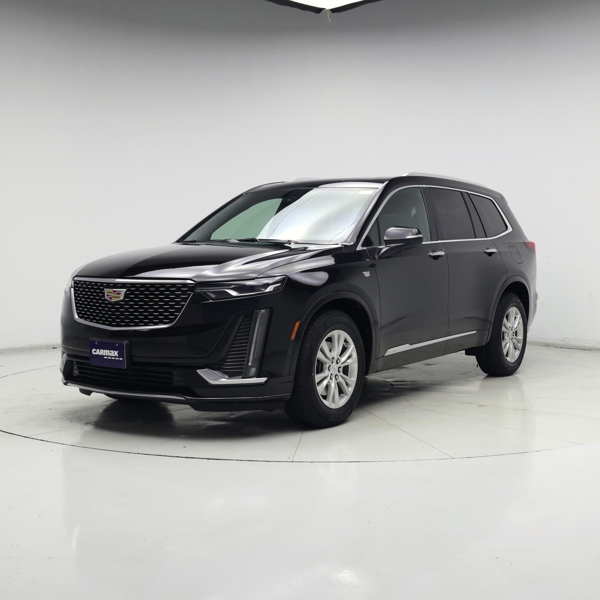 Thumbnail: 2023 Cadillac XT6 - 4