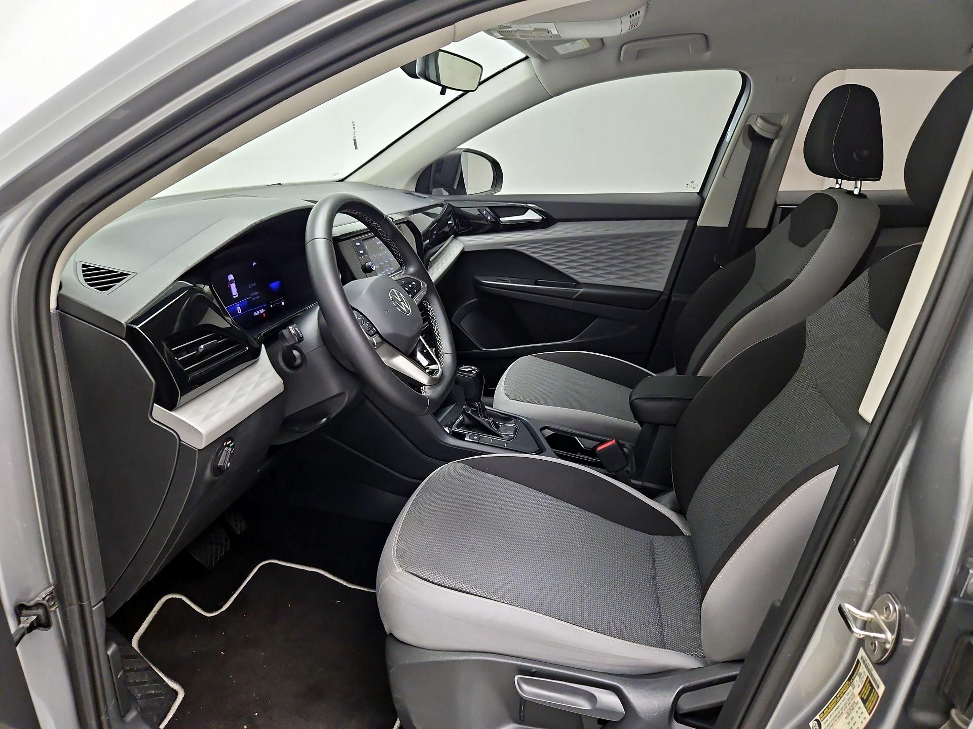 Thumbnail: 2023 Volkswagen Taos - 11