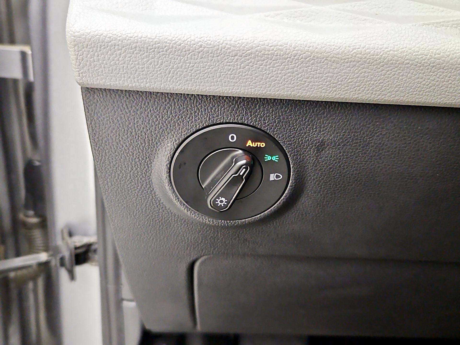 Thumbnail: 2023 Volkswagen Taos - 13