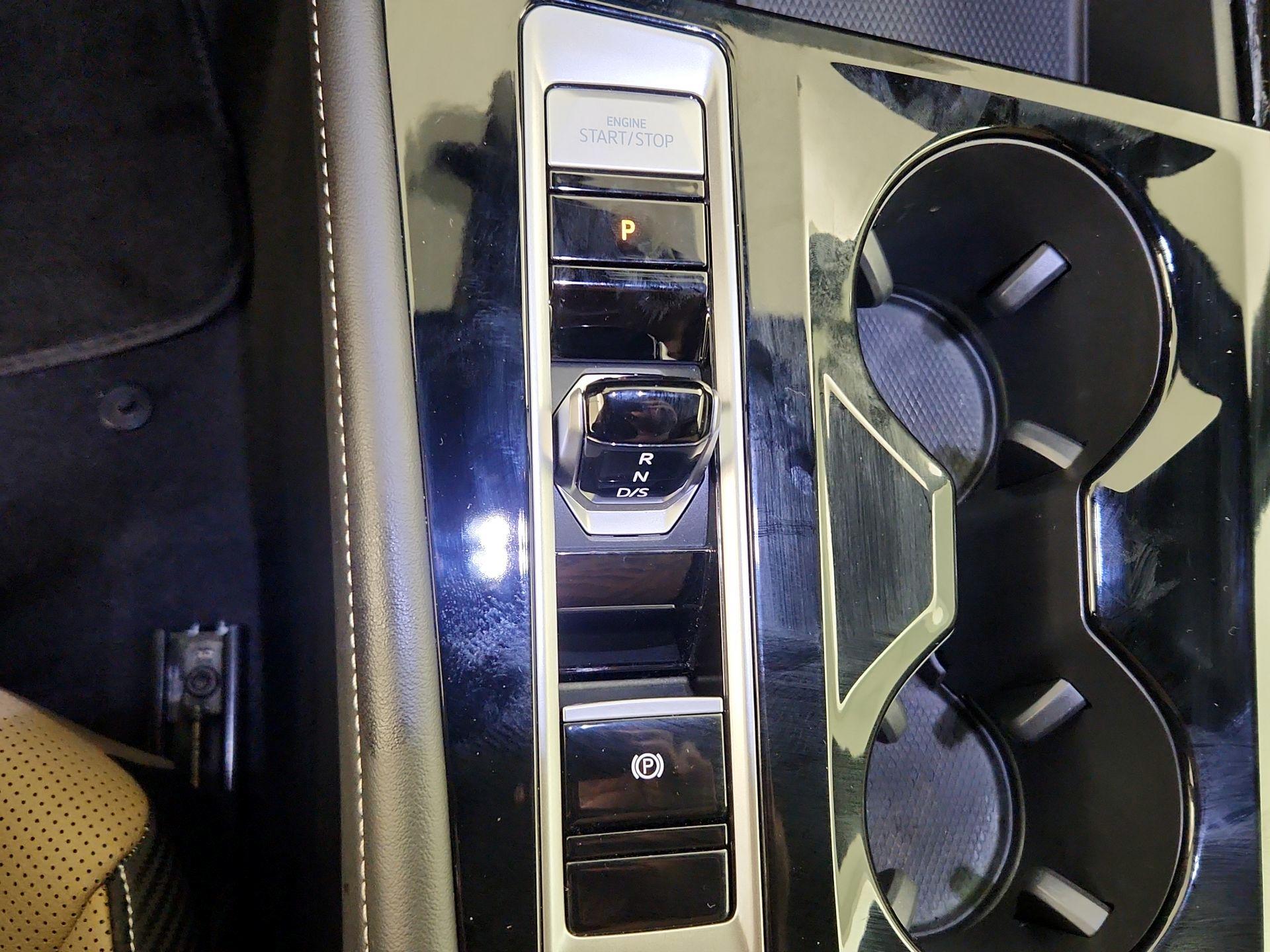 Thumbnail: 2024 Volkswagen Atlas - 17