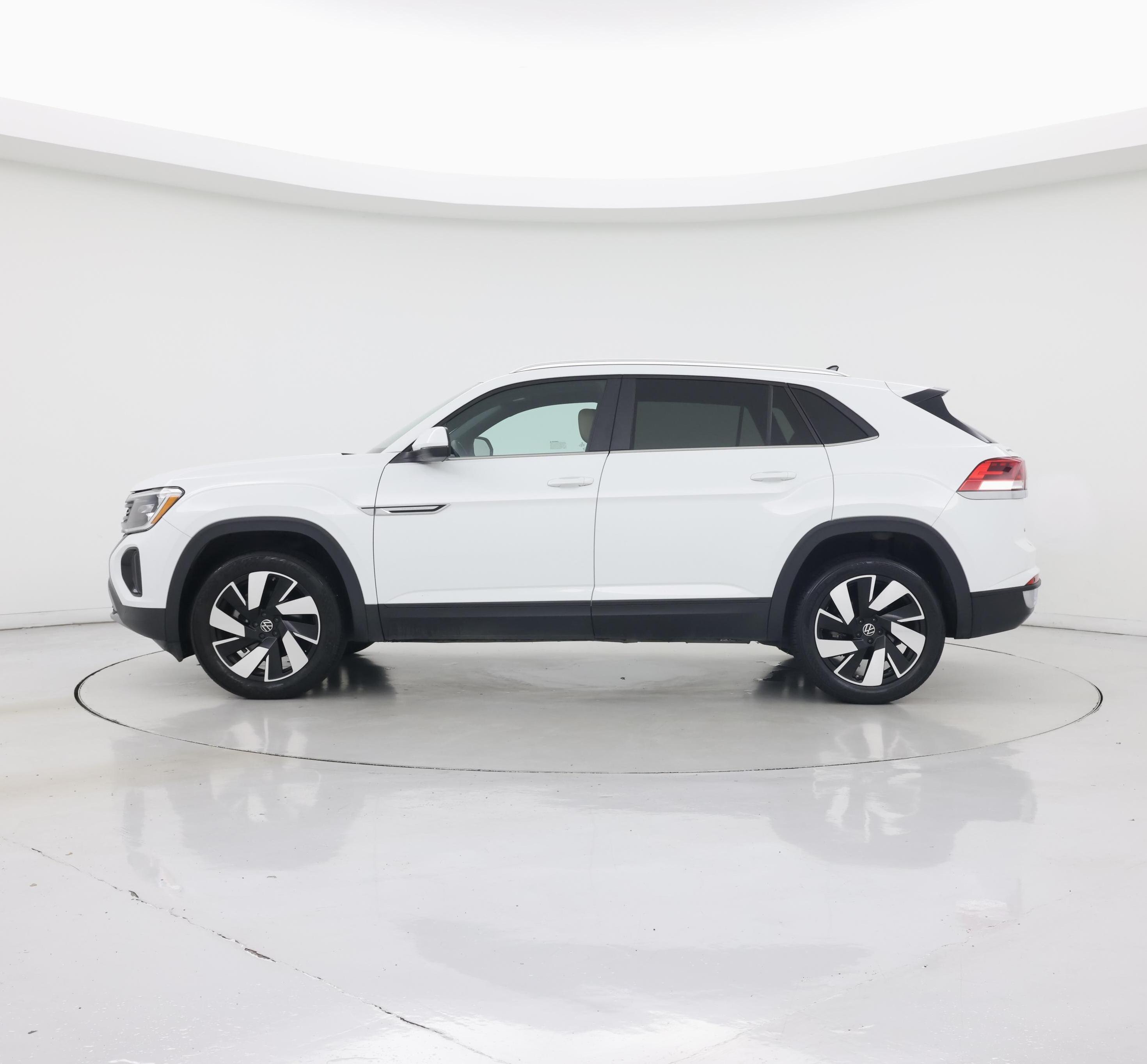 Thumbnail: 2024 Volkswagen Atlas - 3