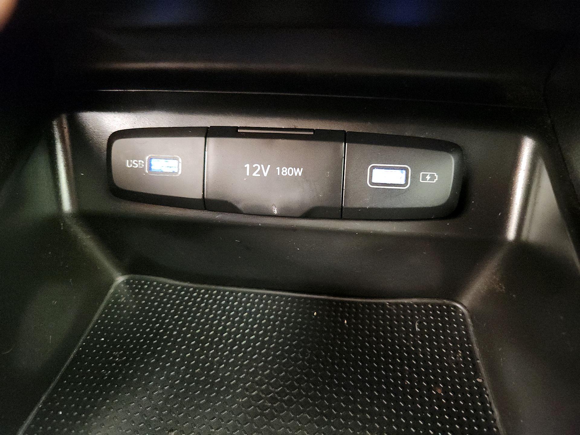 Thumbnail: 2022 Hyundai Santa Cruz - 18