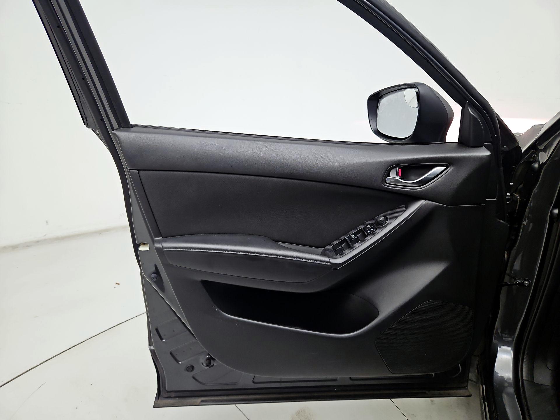 Thumbnail: 2016 Mazda CX-5 - 12