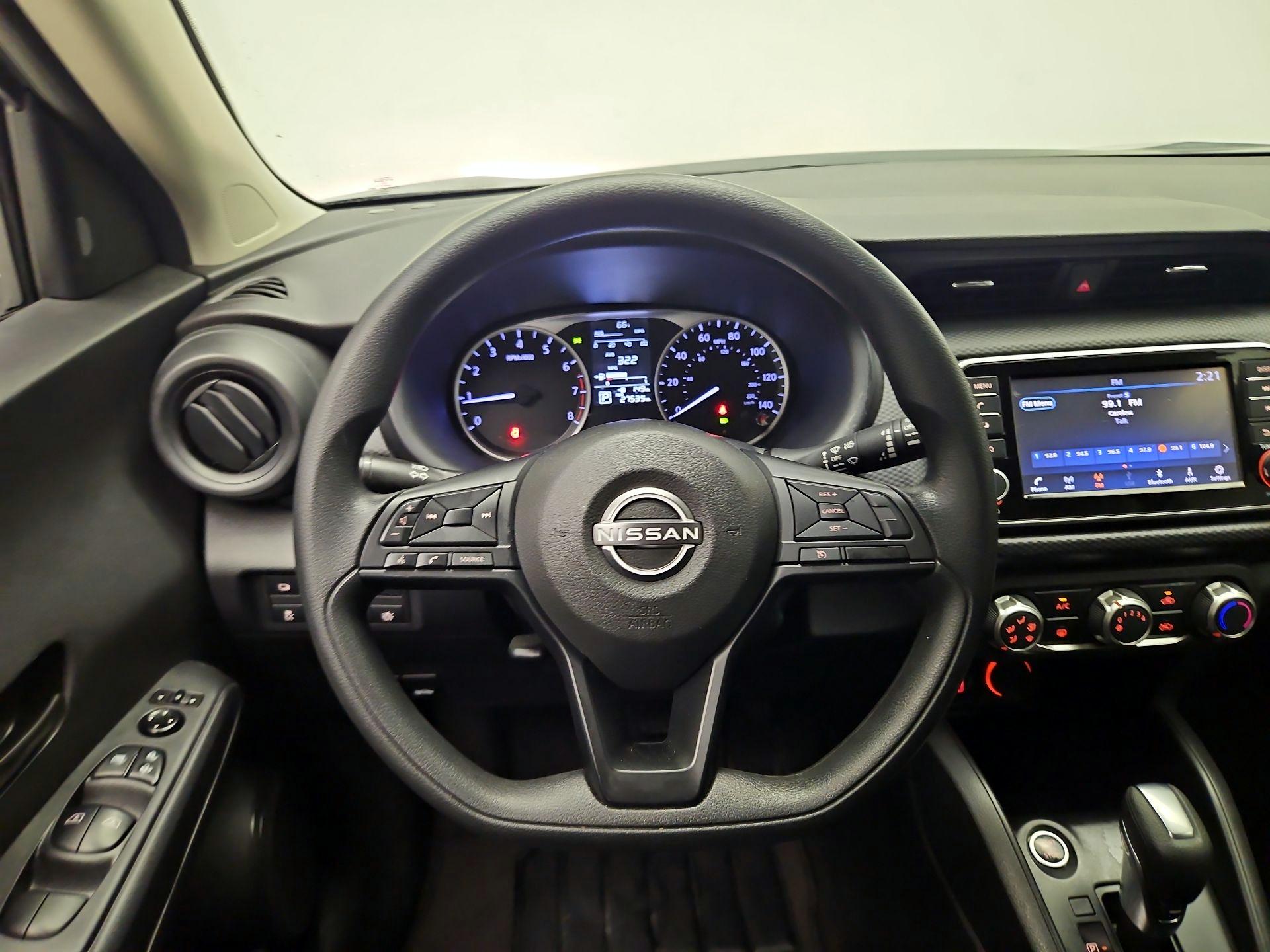 Thumbnail: 2023 Nissan Kicks - 10