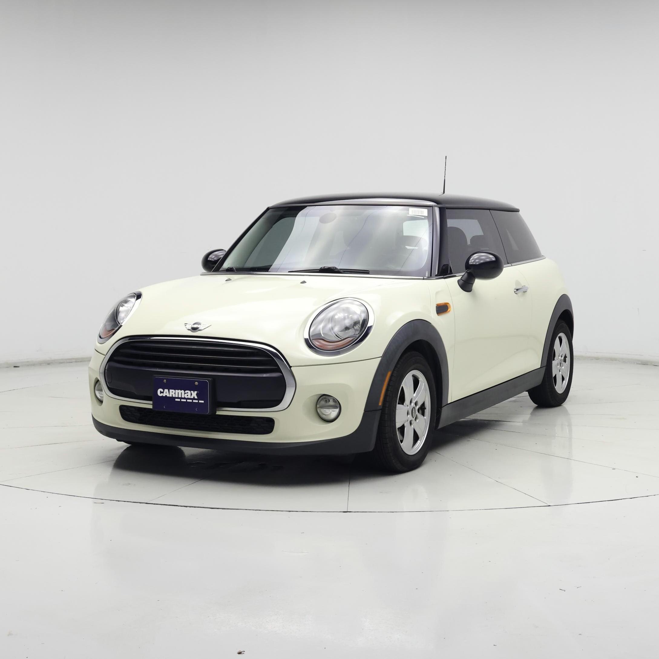 Thumbnail: 2016 MINI Cooper Hardtop - 4