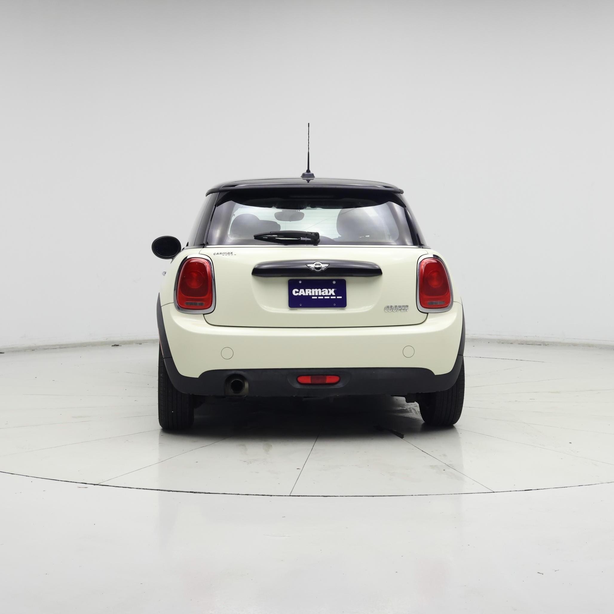Thumbnail: 2016 MINI Cooper Hardtop - 6