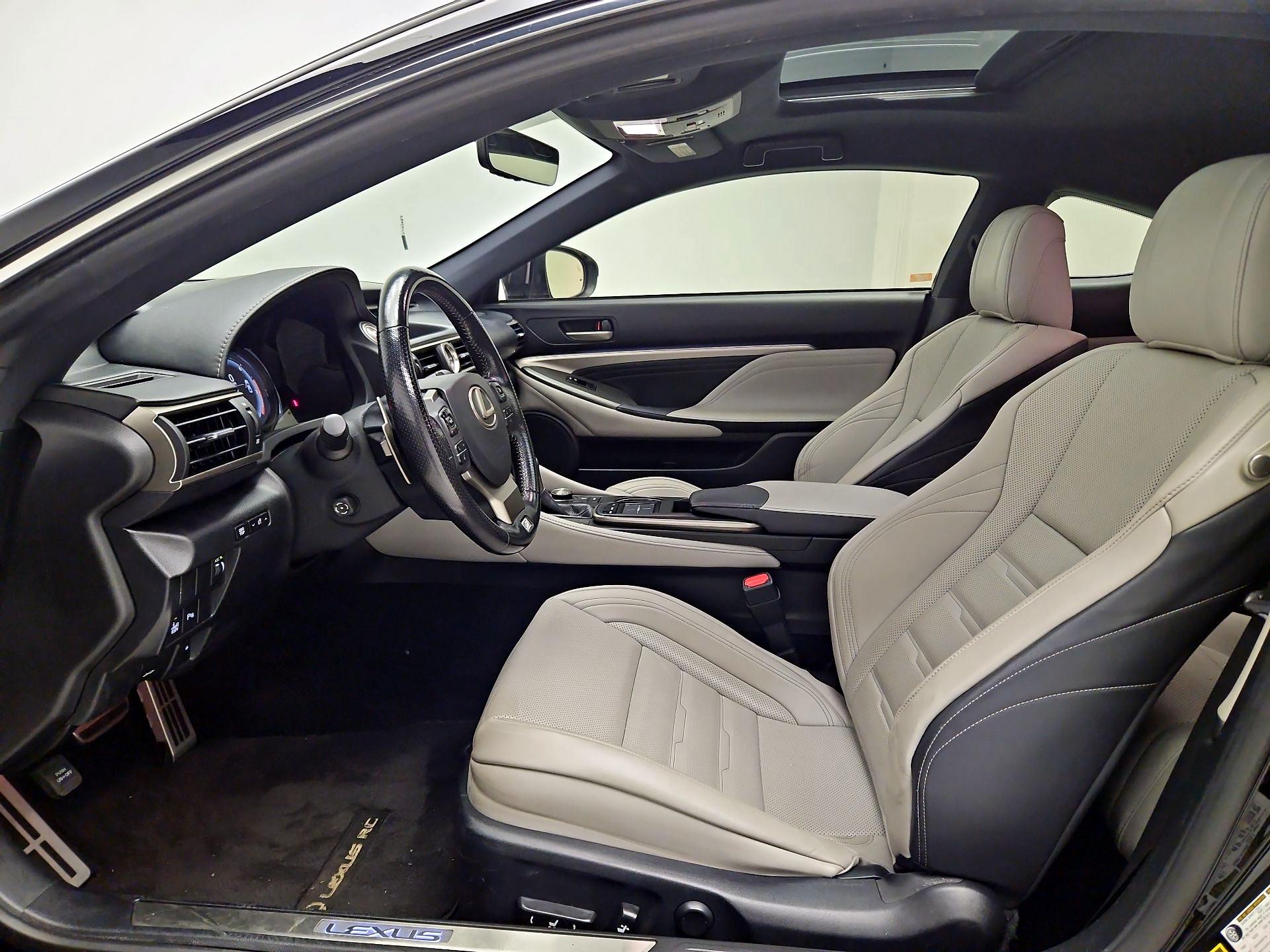 Thumbnail: 2016 Lexus RC - 11