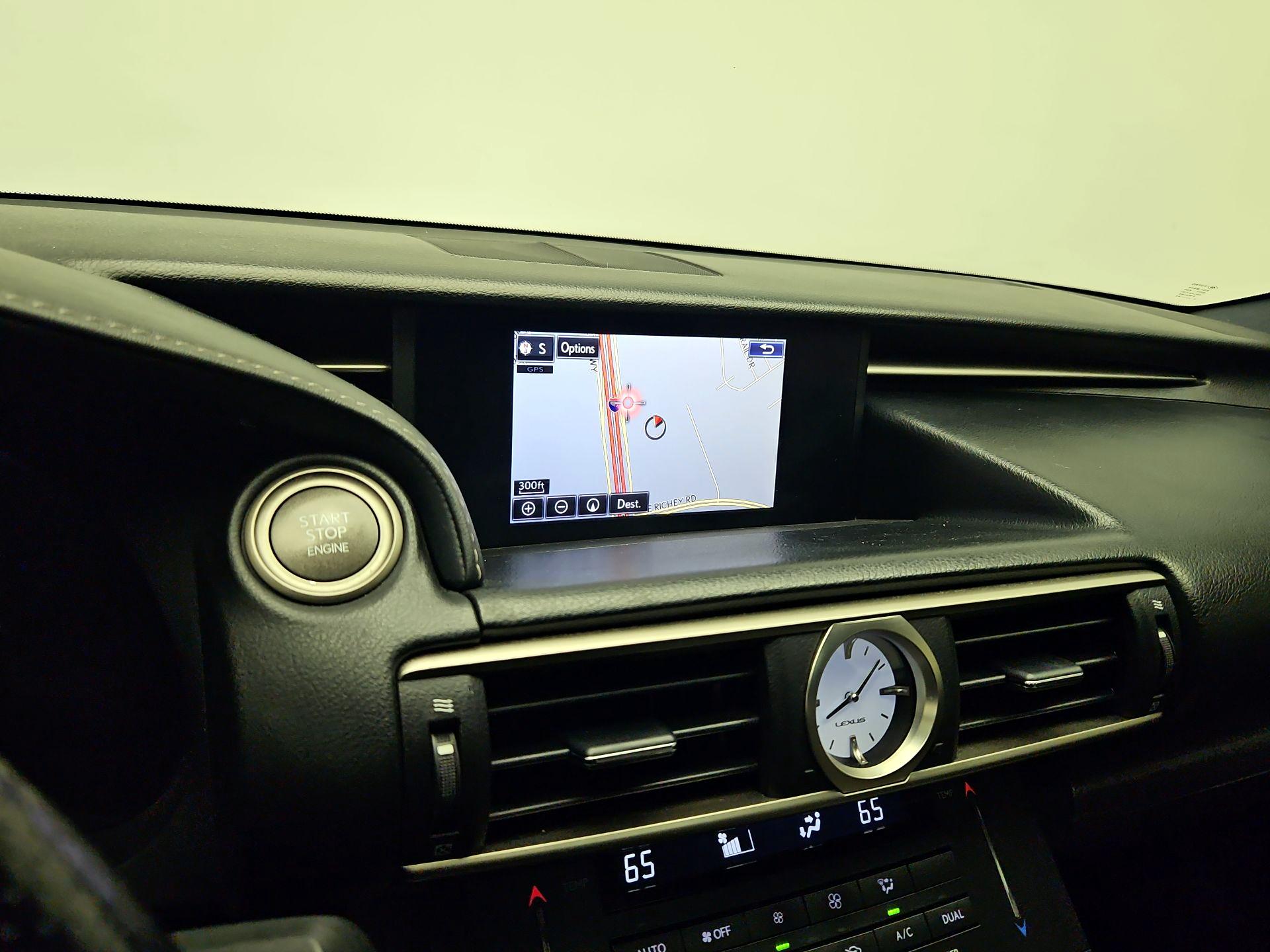 Thumbnail: 2016 Lexus RC - 14