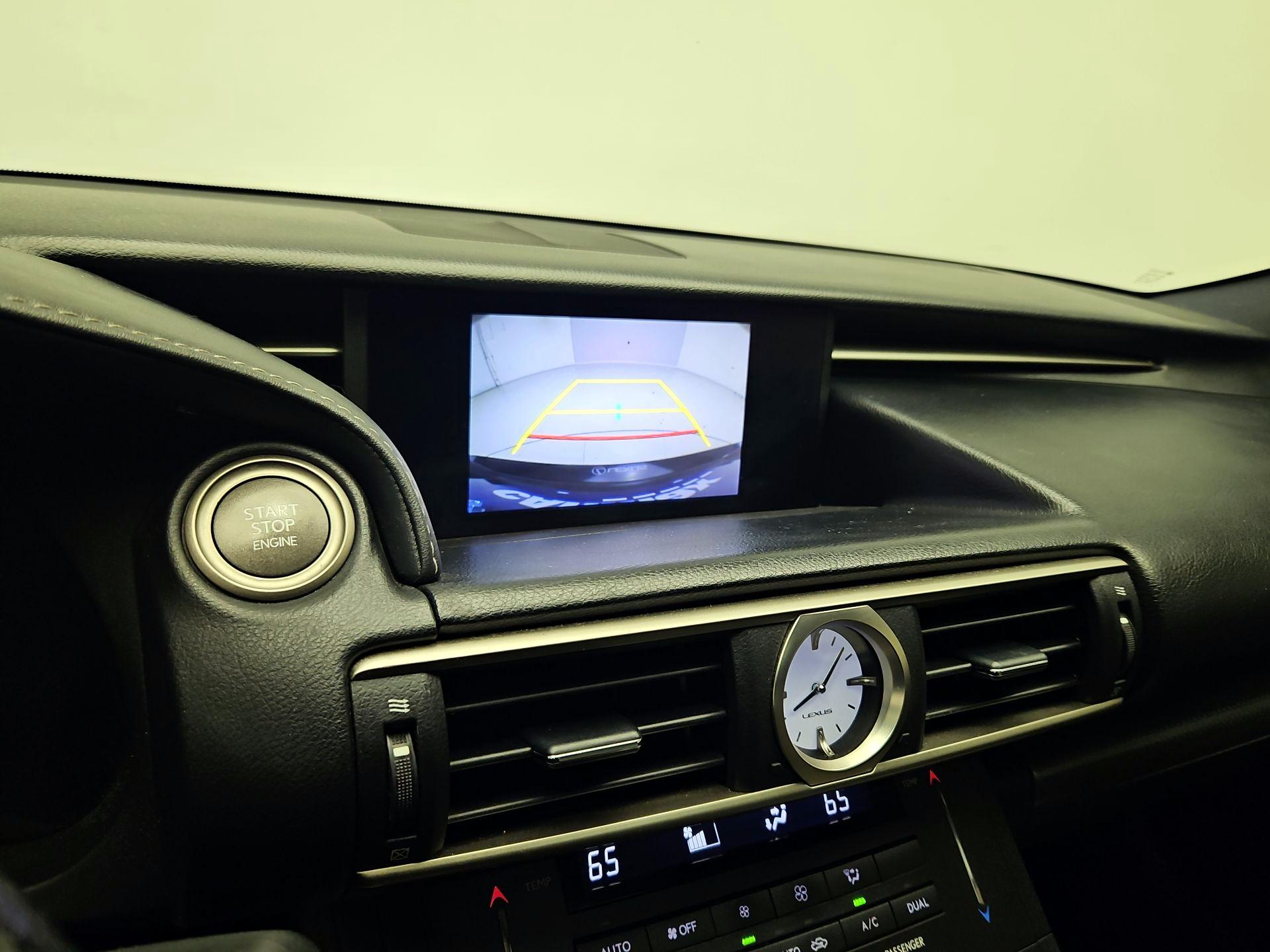 Thumbnail: 2016 Lexus RC - 15