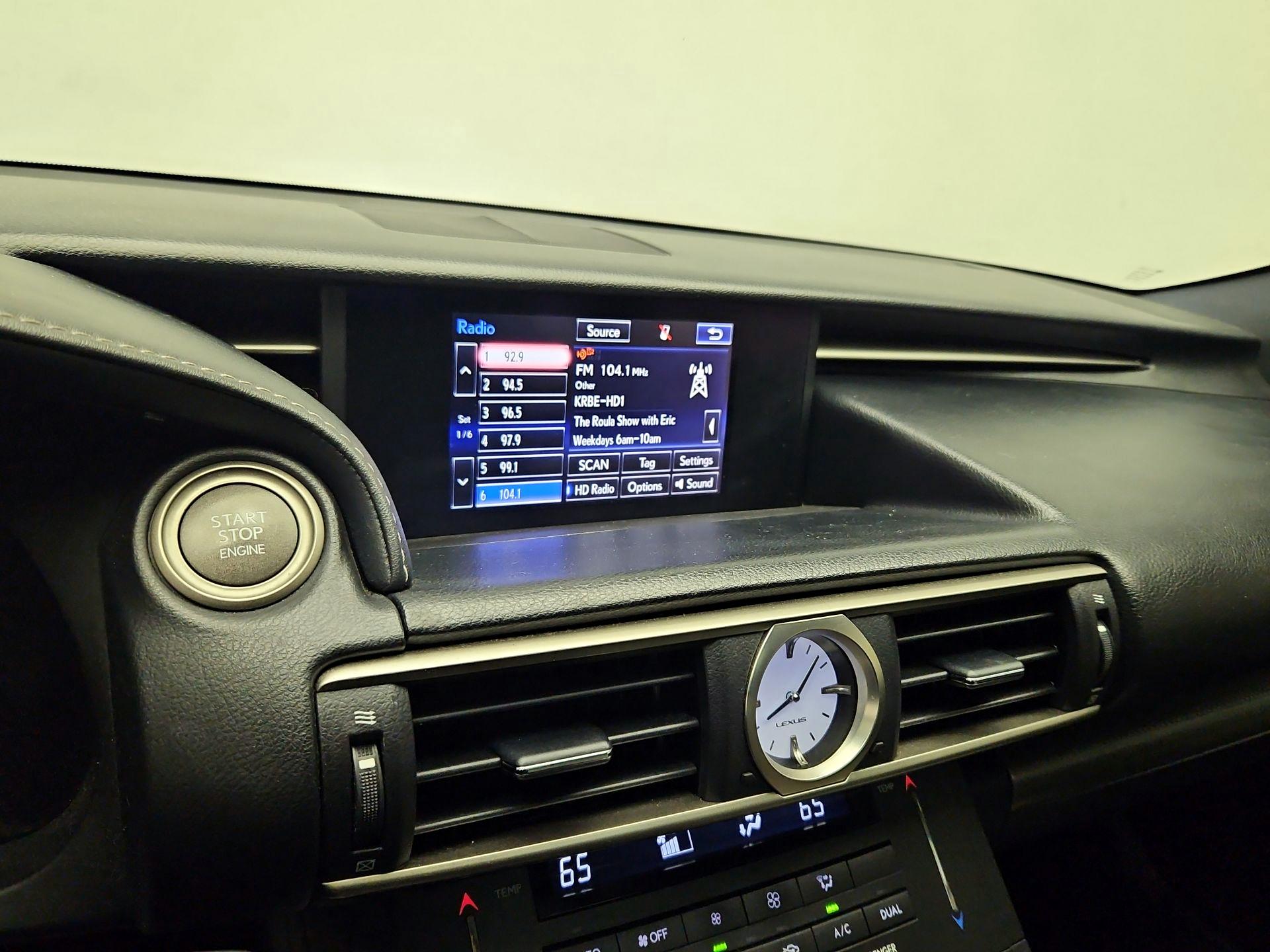 Thumbnail: 2016 Lexus RC - 16