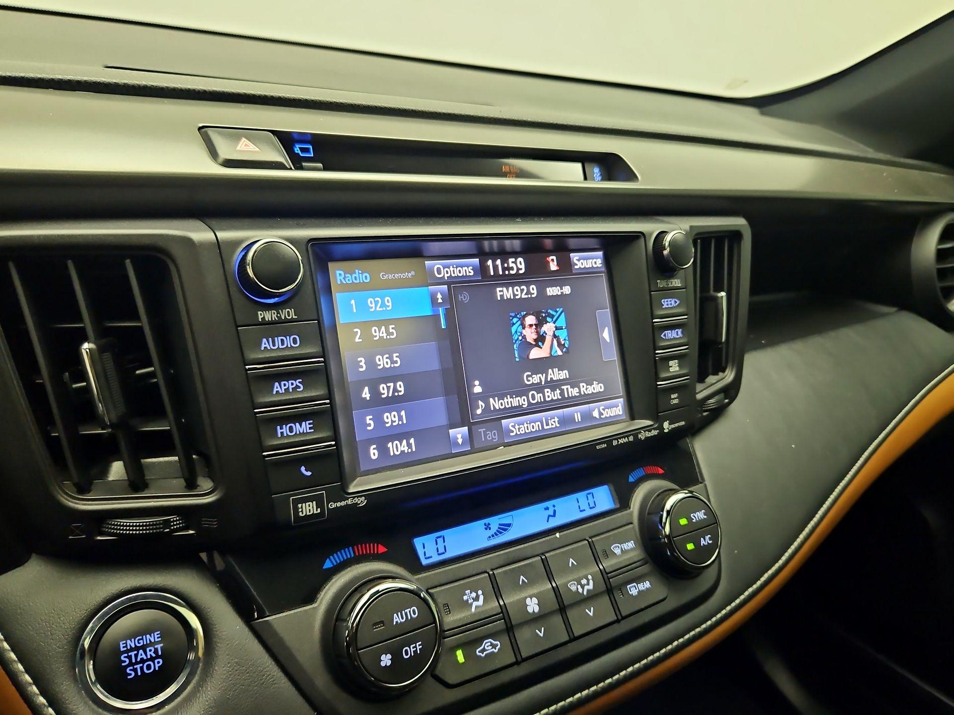 Thumbnail: 2016 Toyota RAV4 - 15