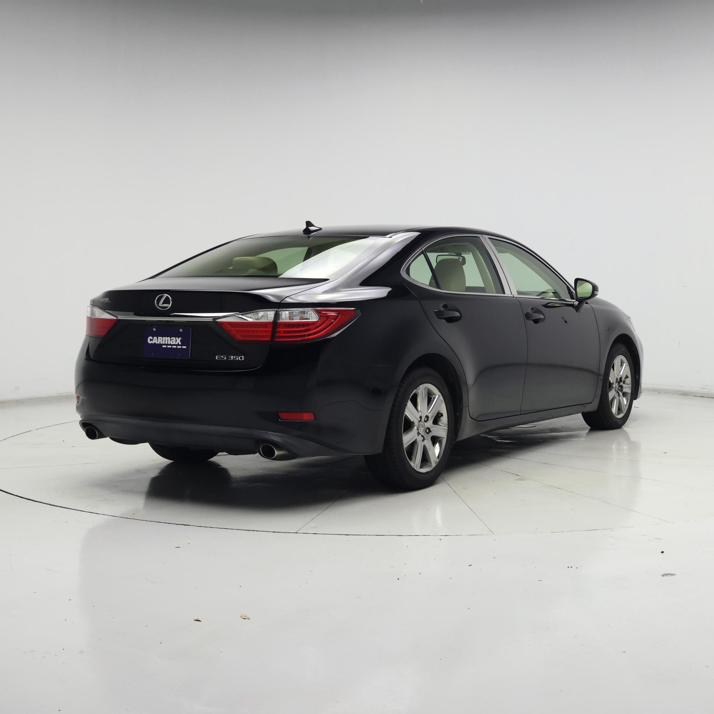 Thumbnail: 2014 Lexus ES - 8