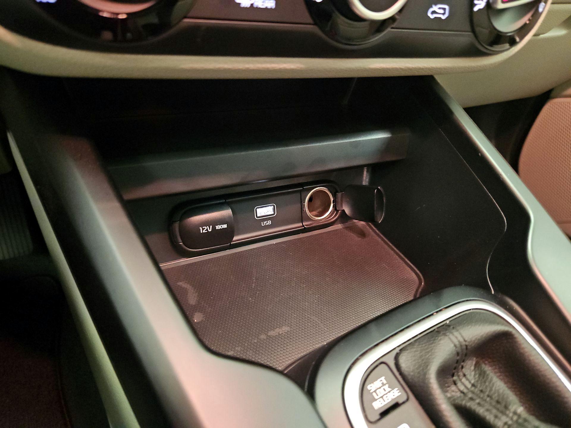 Thumbnail: 2025 Kia Soul - 18