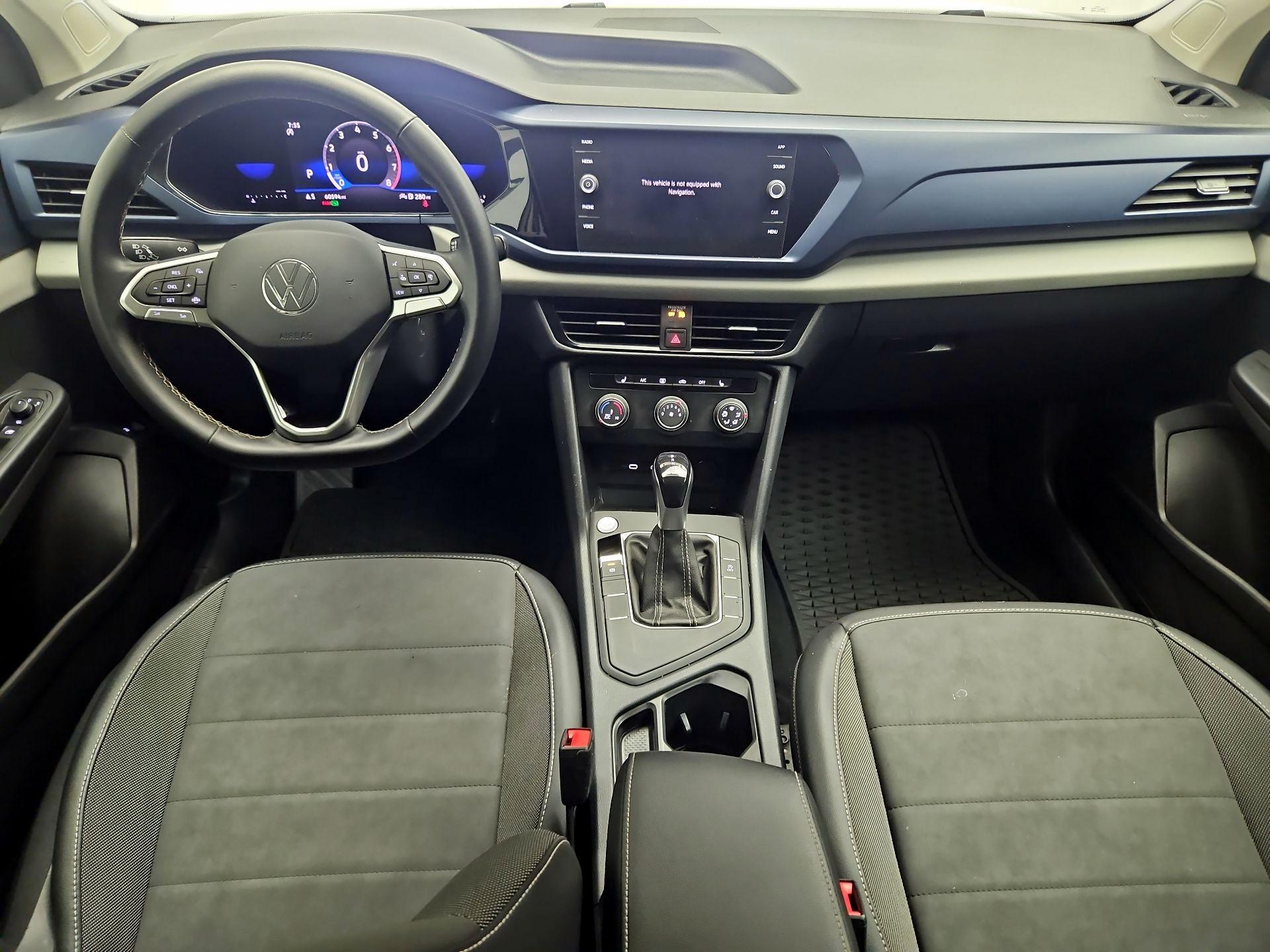 Thumbnail: 2022 Volkswagen Taos - 9