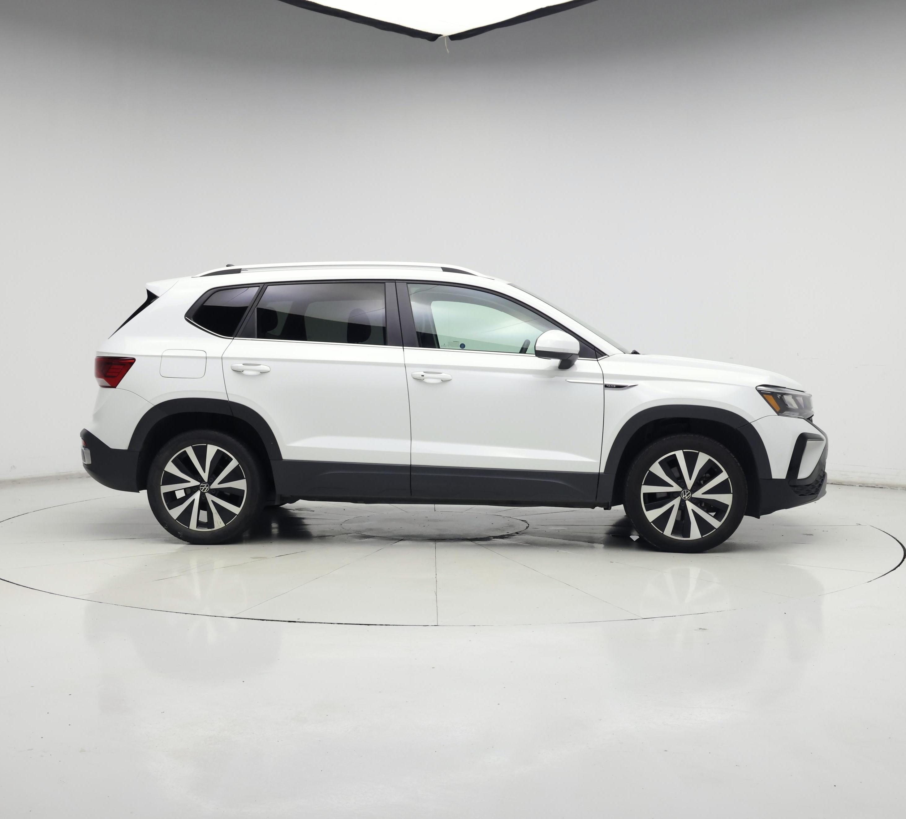 Thumbnail: 2022 Volkswagen Taos - 7