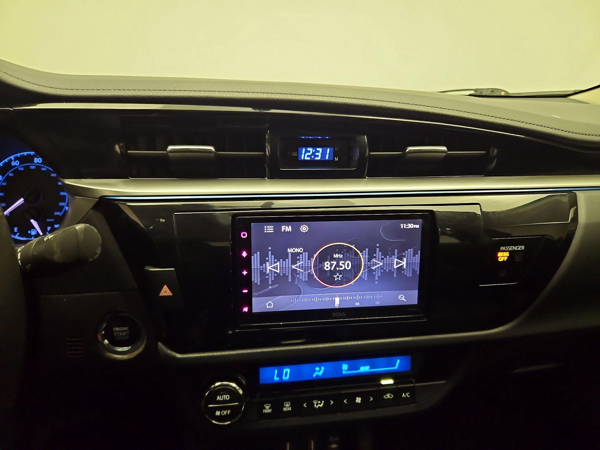 Thumbnail: 2014 Toyota Corolla - 14