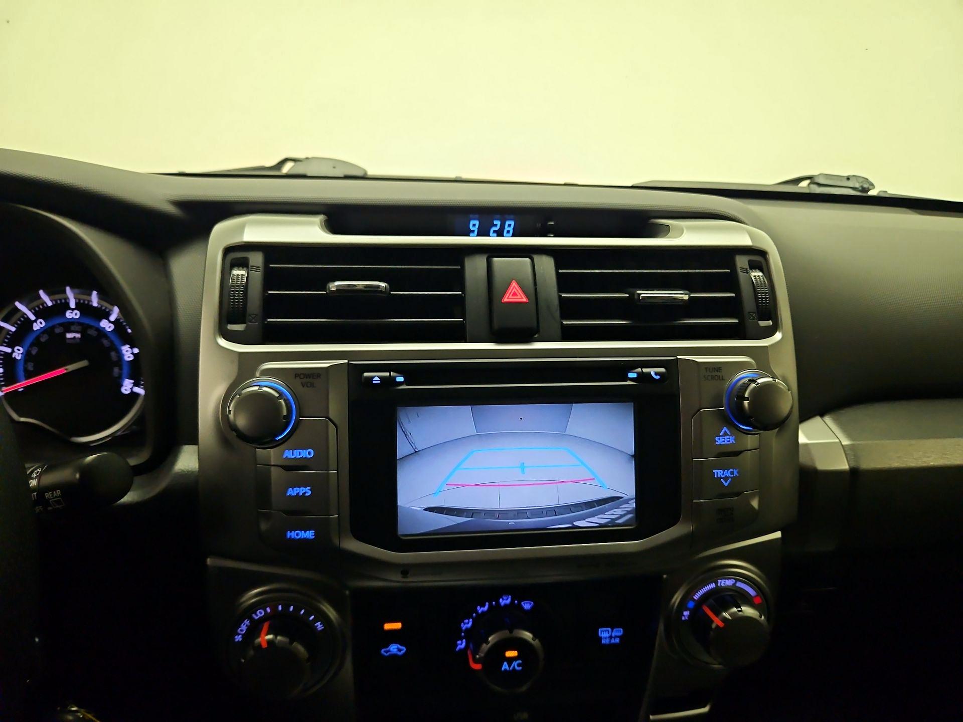 Thumbnail: 2016 Toyota 4Runner - 13