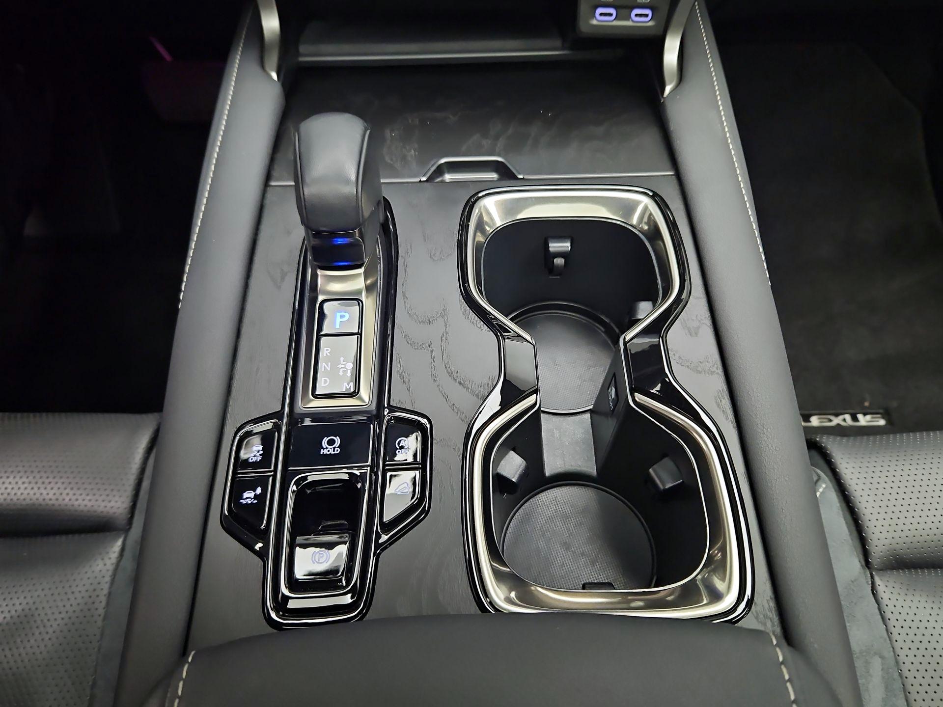 Thumbnail: 2024 Lexus RX - 17