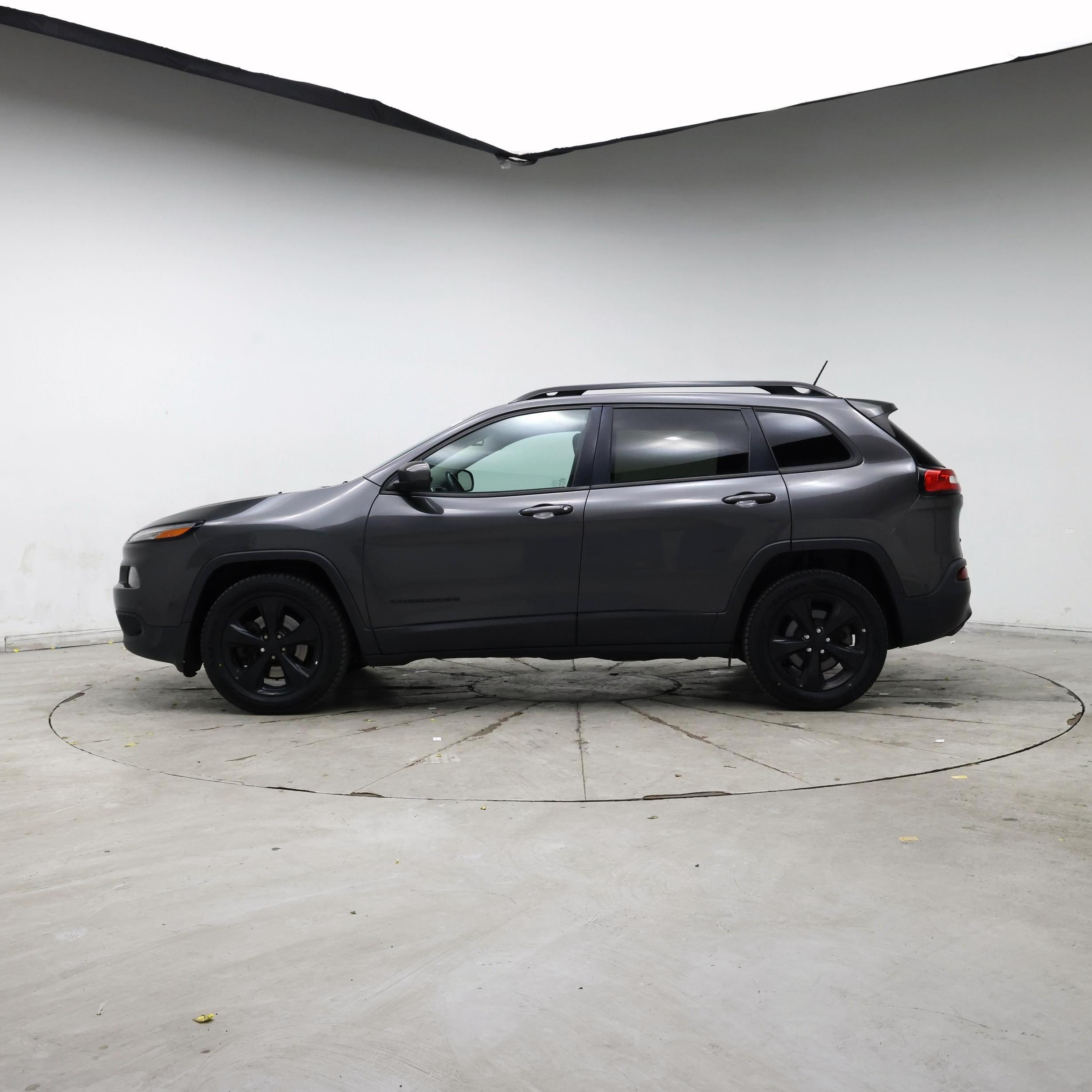 Thumbnail: 2015 Jeep Cherokee - 3