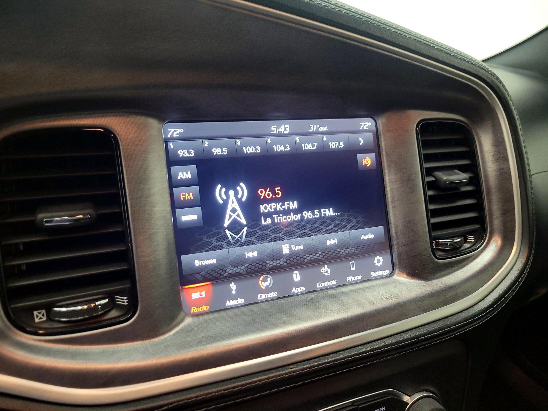 Thumbnail: 2019 Dodge Charger - 15