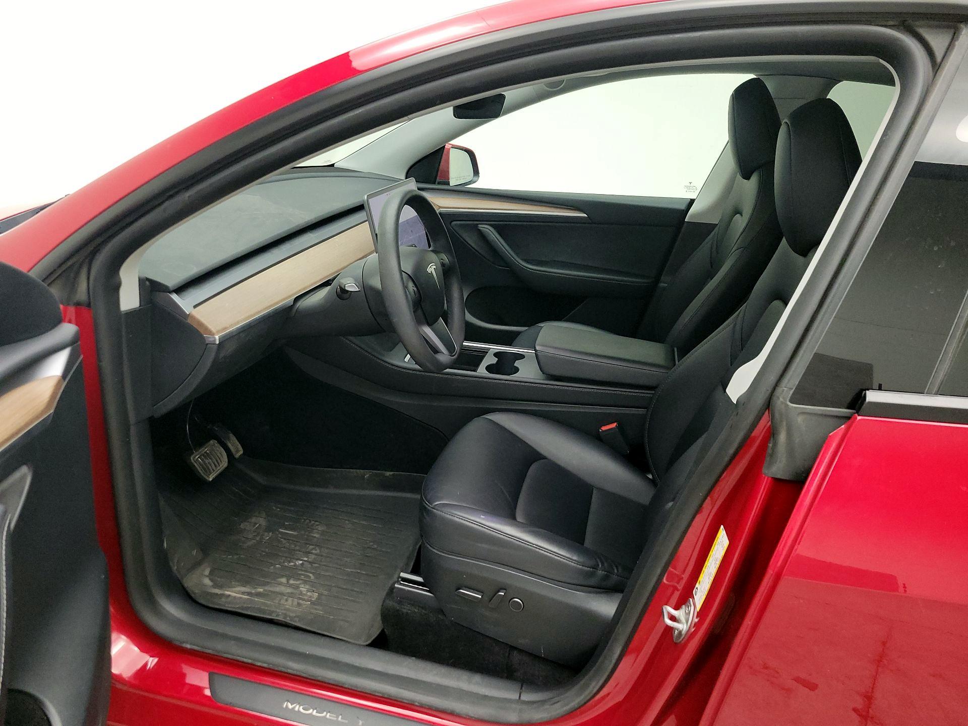 Thumbnail: 2023 Tesla Model Y - 11