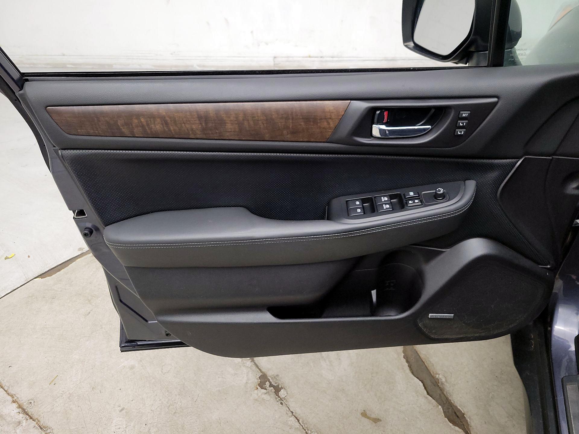 Thumbnail: 2016 Subaru Outback - 12