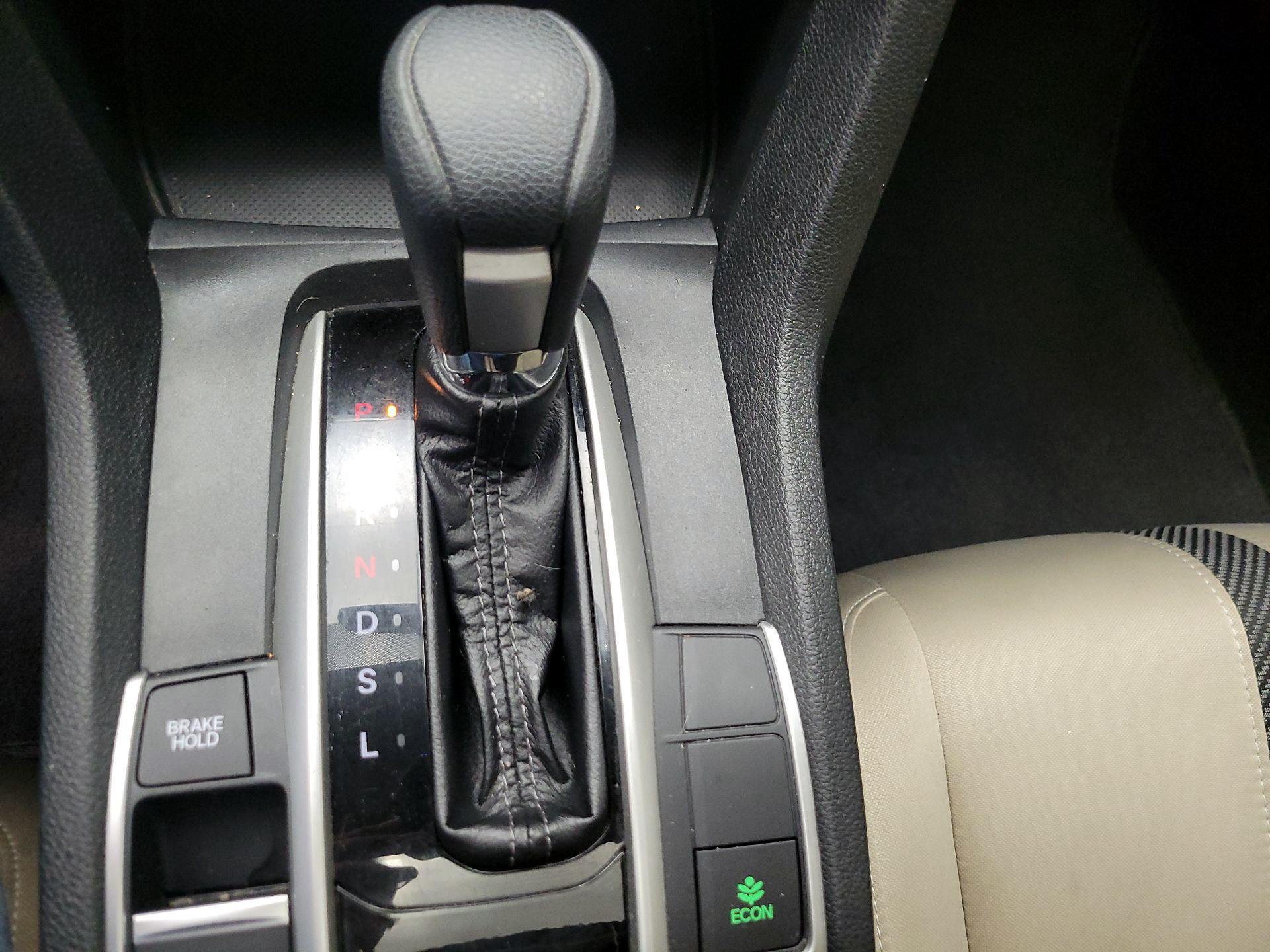 Thumbnail: 2016 Honda Civic - 17