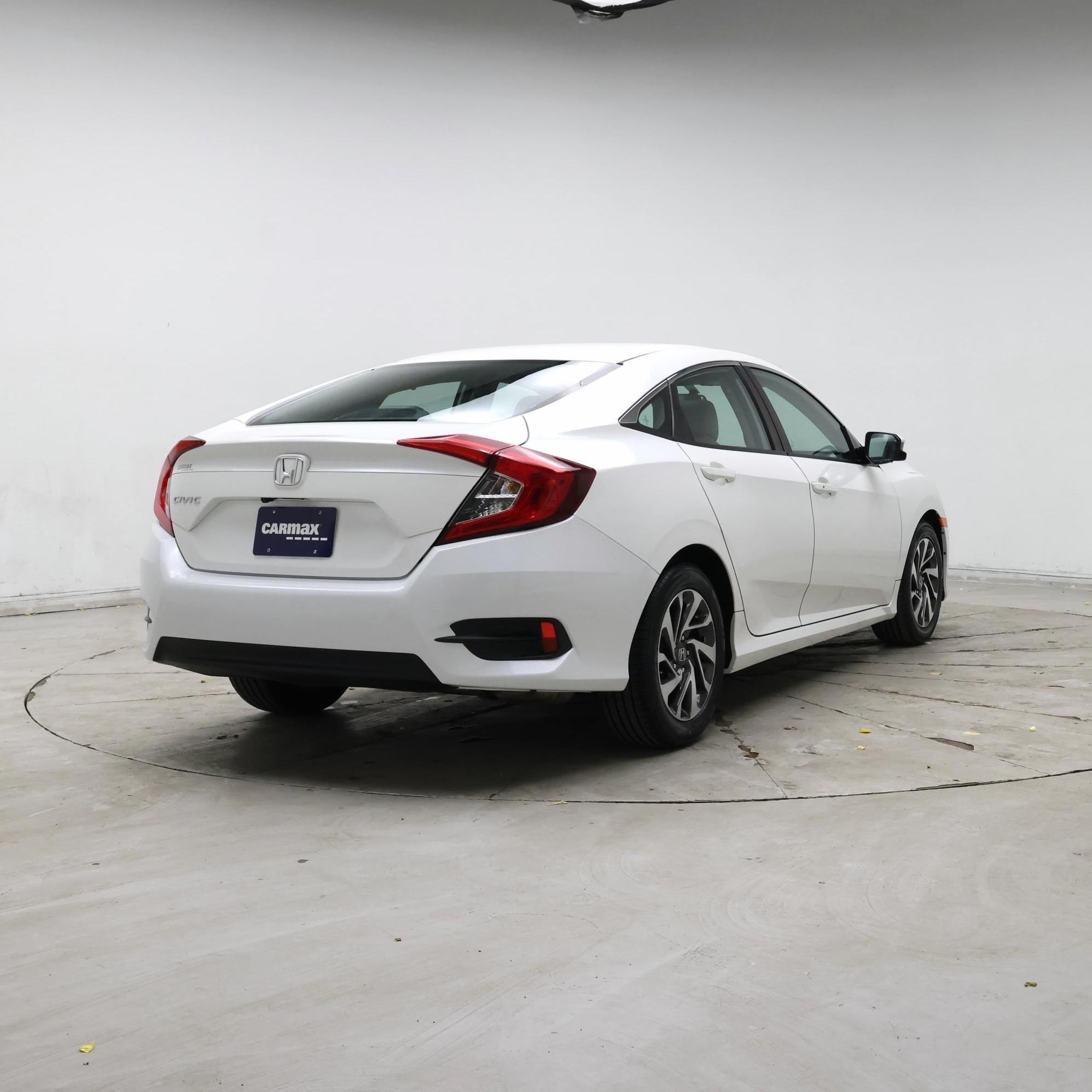 Thumbnail: 2016 Honda Civic - 8