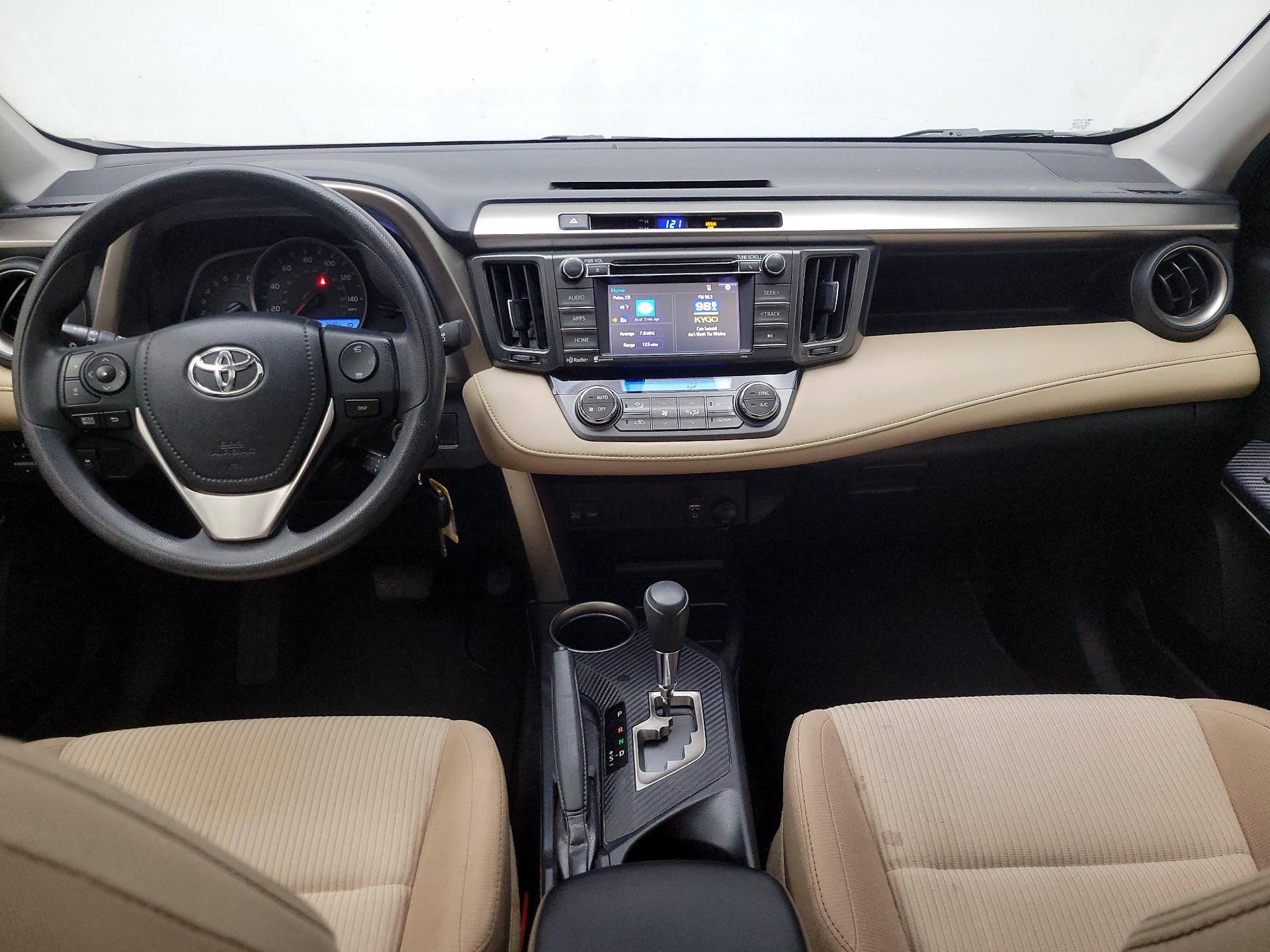 Thumbnail: 2015 Toyota RAV4 - 9