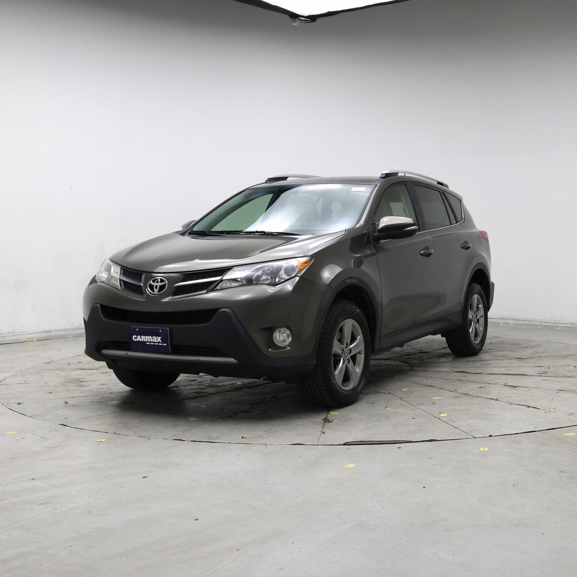 Thumbnail: 2015 Toyota RAV4 - 4