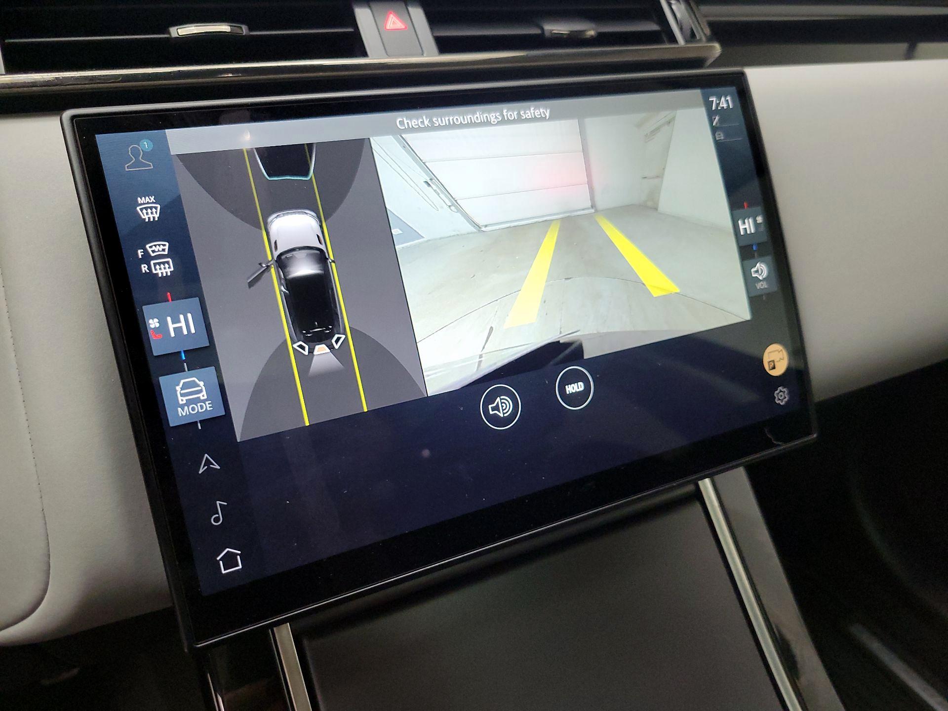 Thumbnail: 2025 Land Rover Range Rover Velar - 15