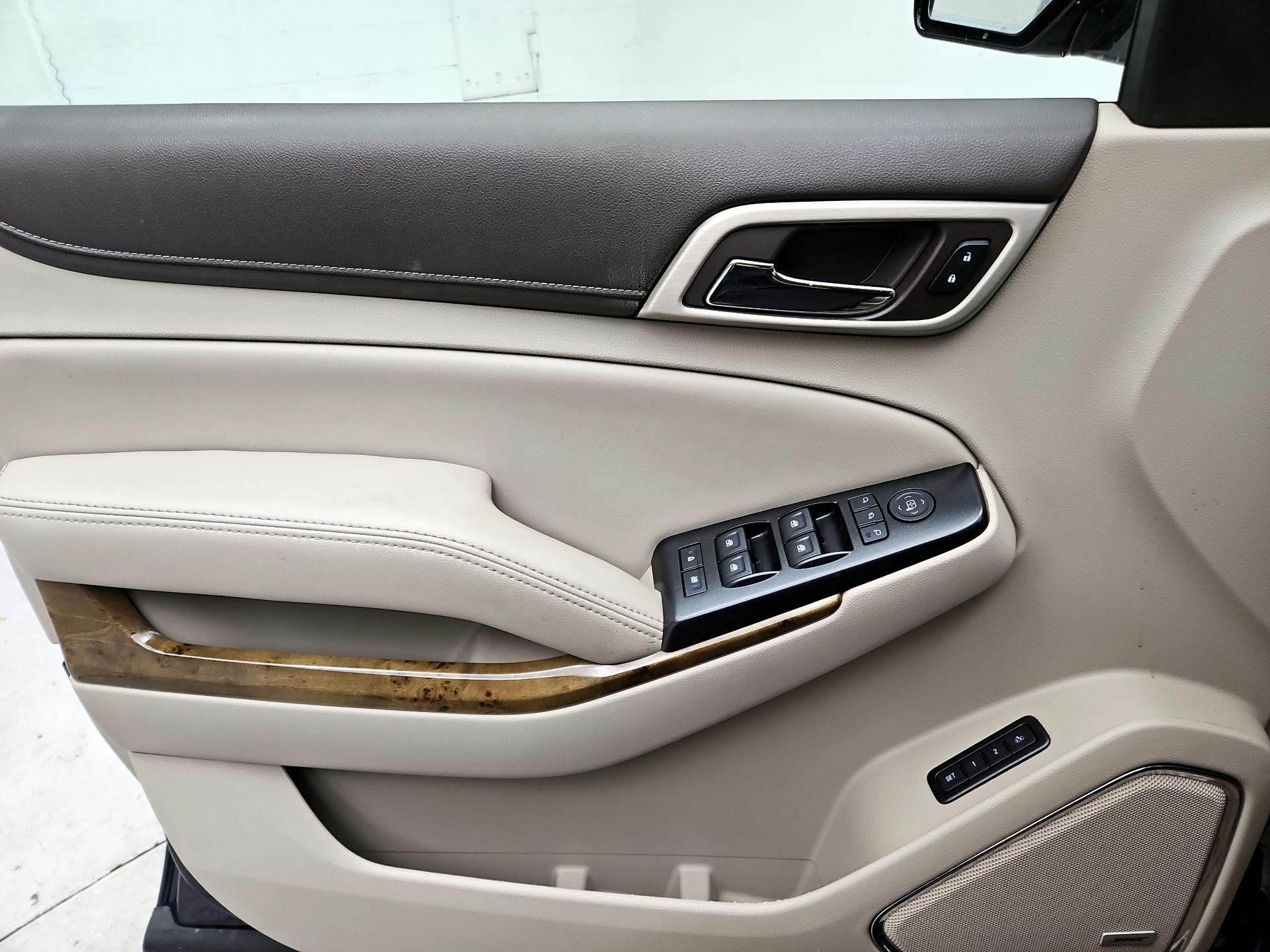 Thumbnail: 2017 GMC Yukon - 12