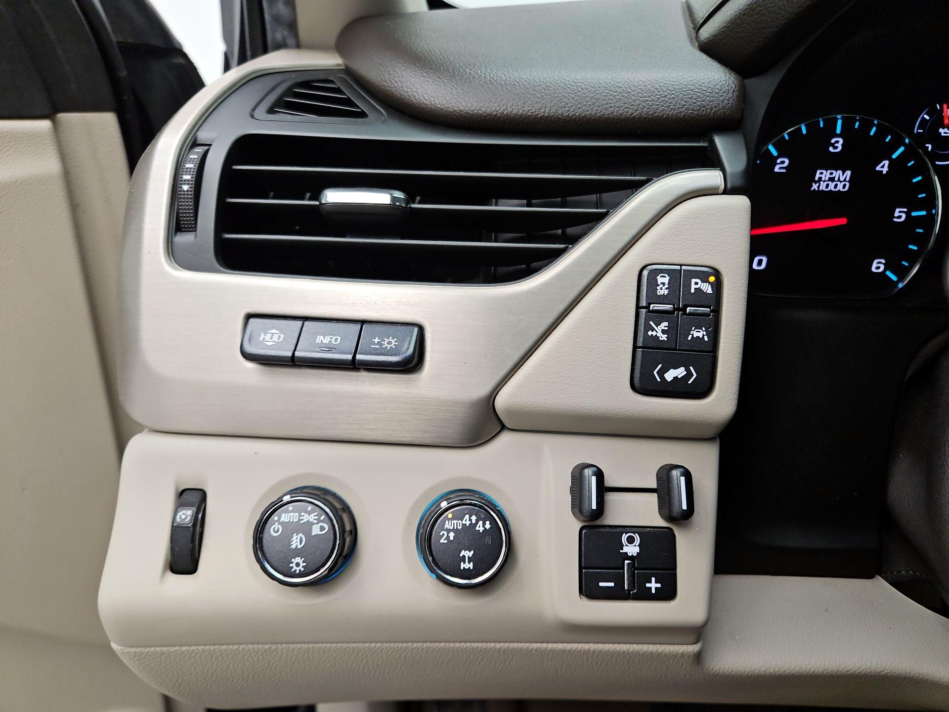 Thumbnail: 2017 GMC Yukon - 13