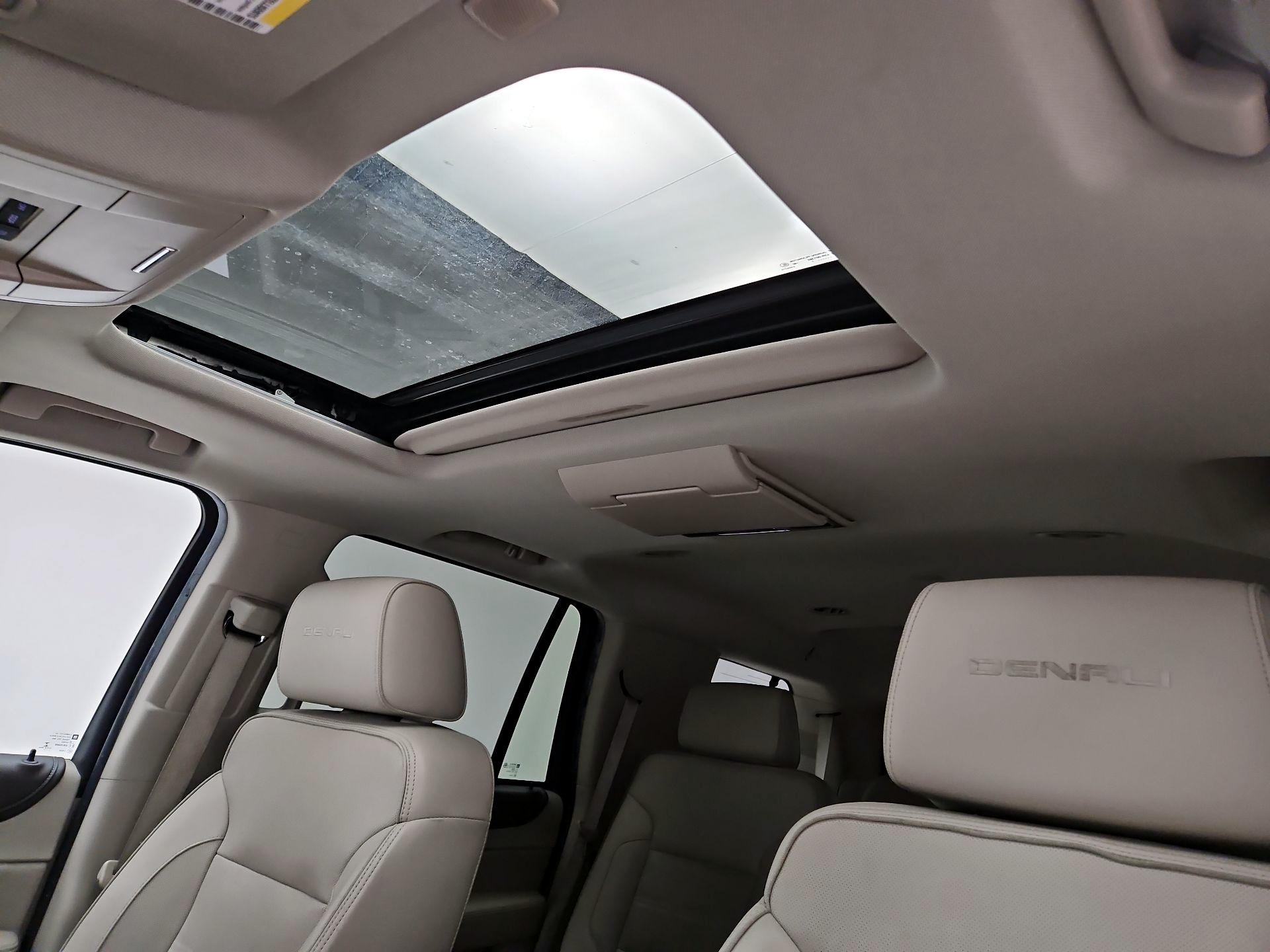 Thumbnail: 2017 GMC Yukon - 20
