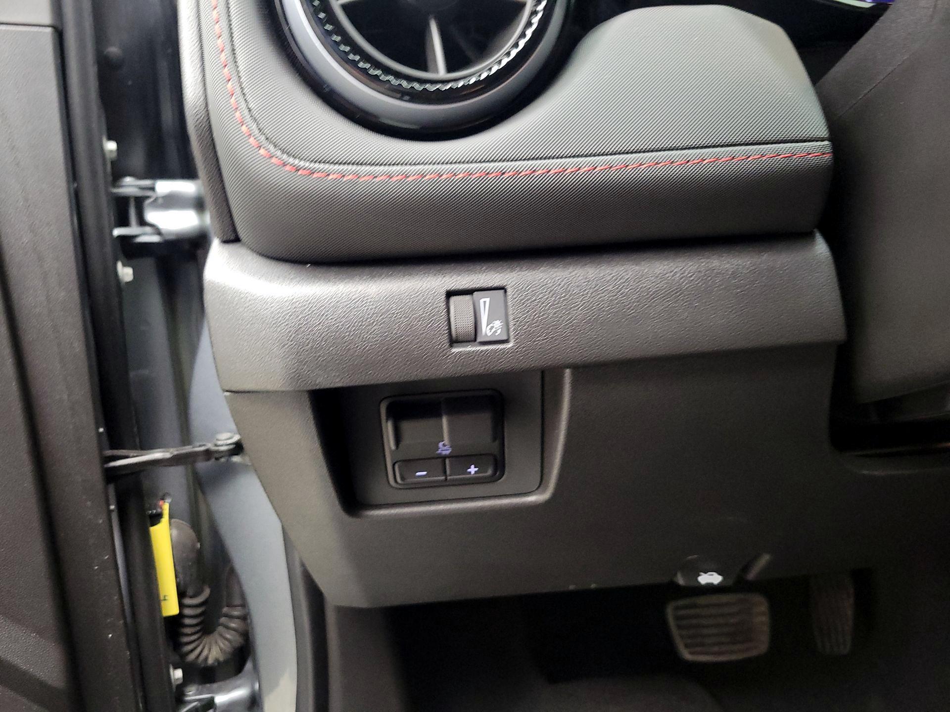 Thumbnail: 2025 Chevrolet Colorado - 13