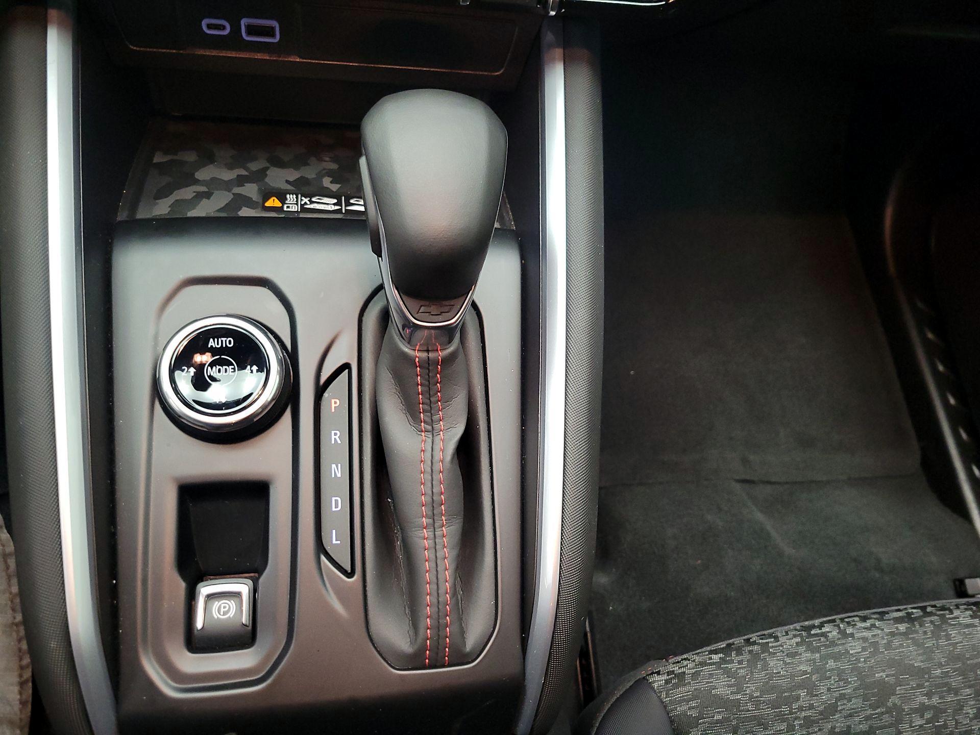 Thumbnail: 2025 Chevrolet Colorado - 18