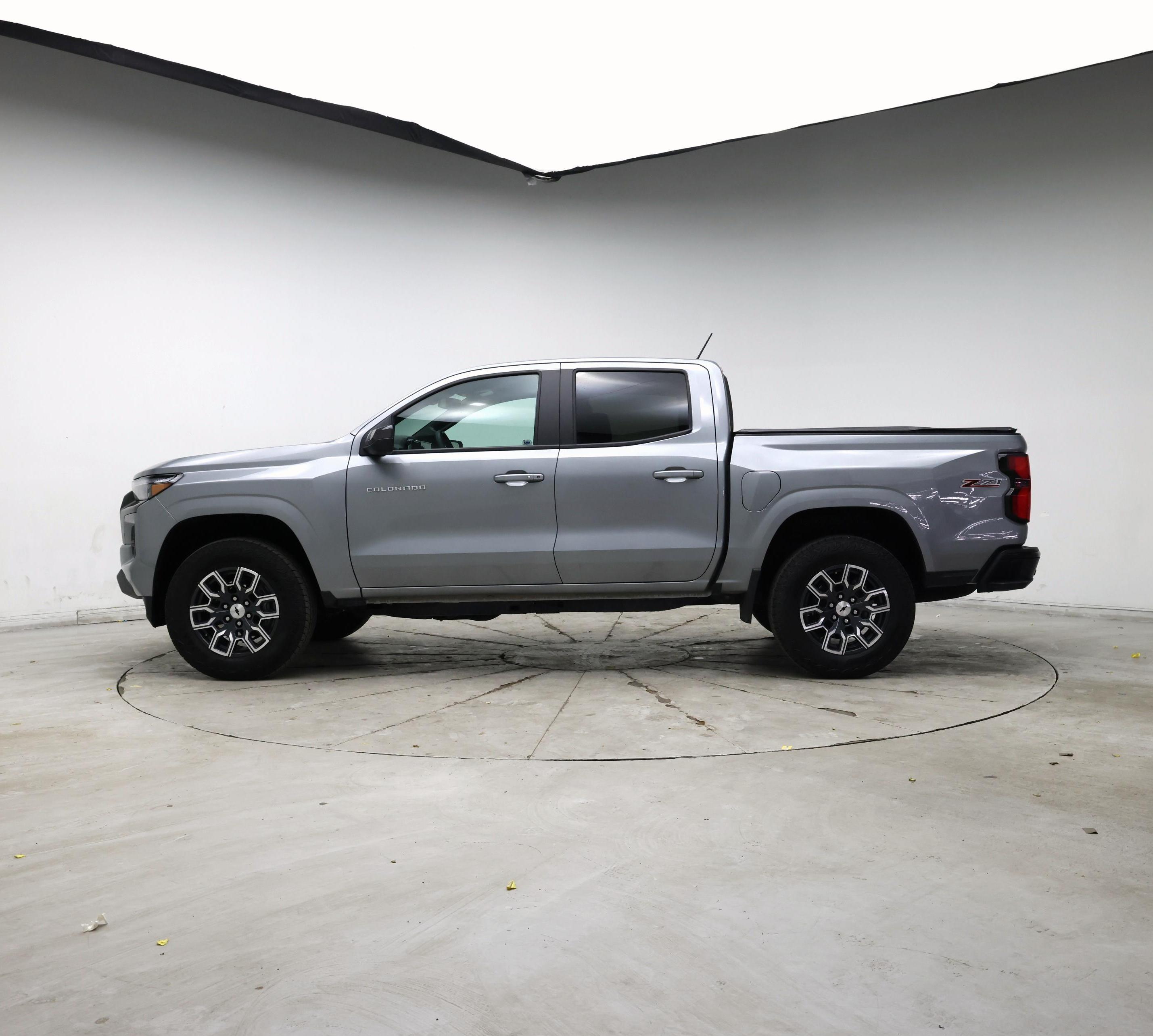 Thumbnail: 2025 Chevrolet Colorado - 3