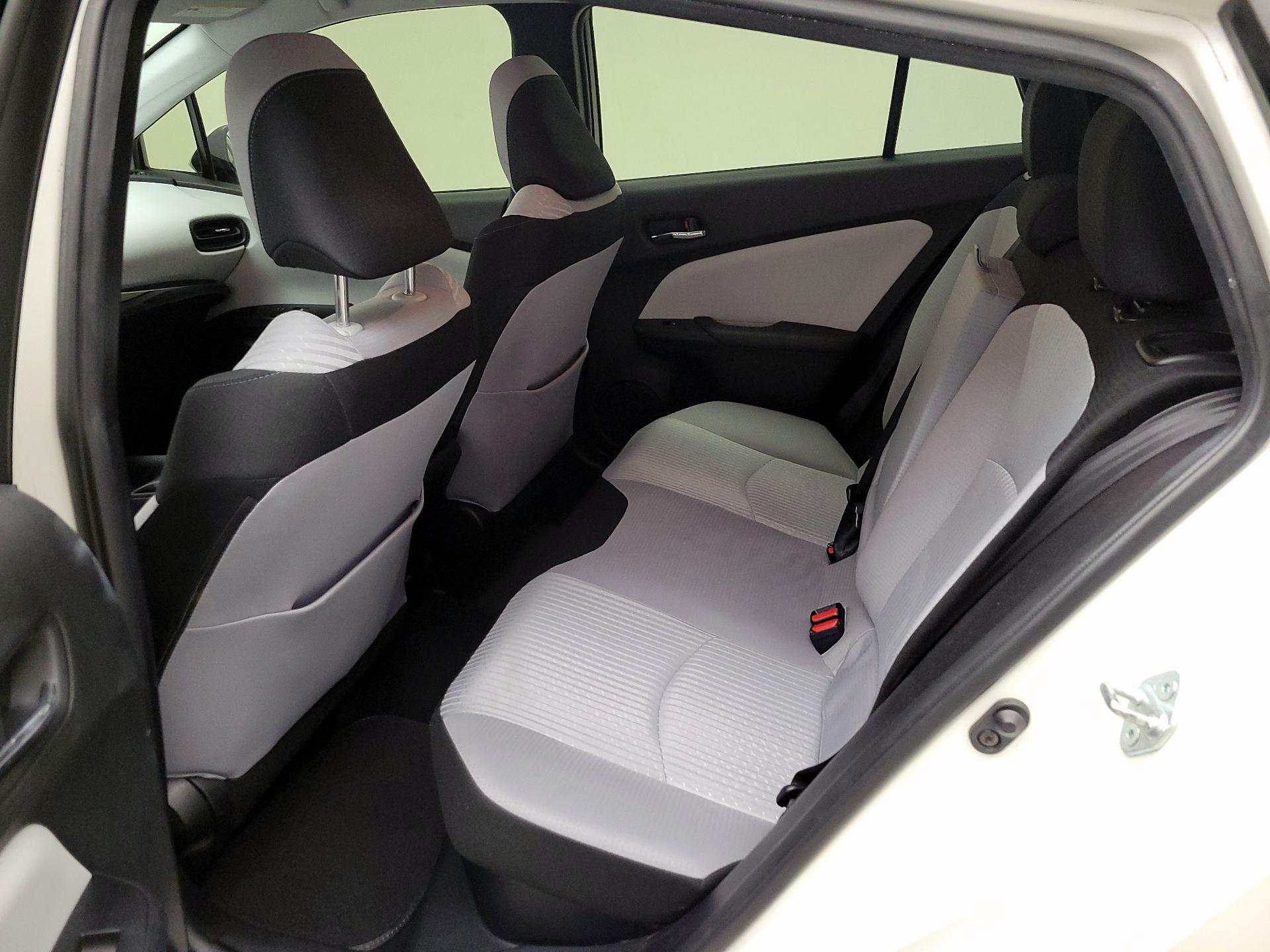 Thumbnail: 2016 Toyota Prius - 19